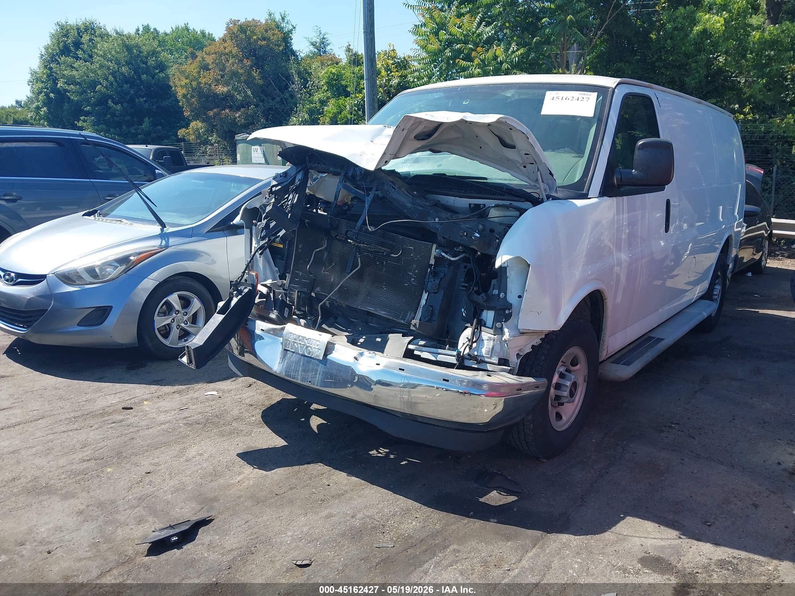 2017 Gmc Savana 2500 Work Van White vin: 1GTW7AFF5H1915147