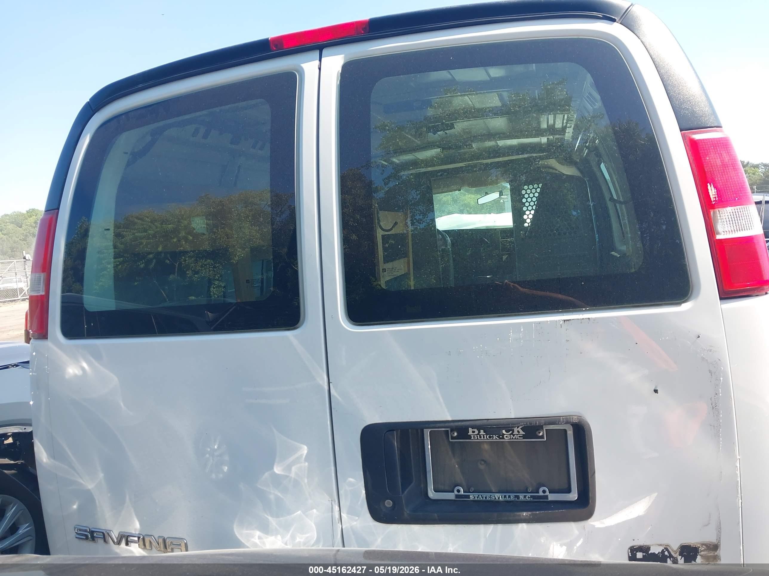 2017 Gmc Savana 2500 Work Van White vin: 1GTW7AFF5H1915147