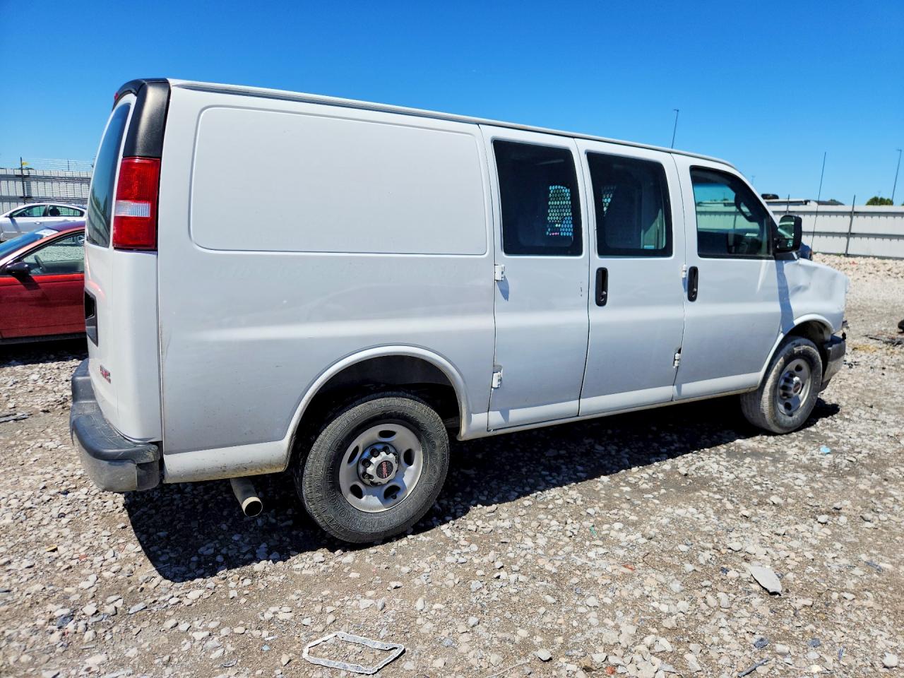 2017 Gmc Savana G2500 White vin: 1GTW7AFF7H1907762