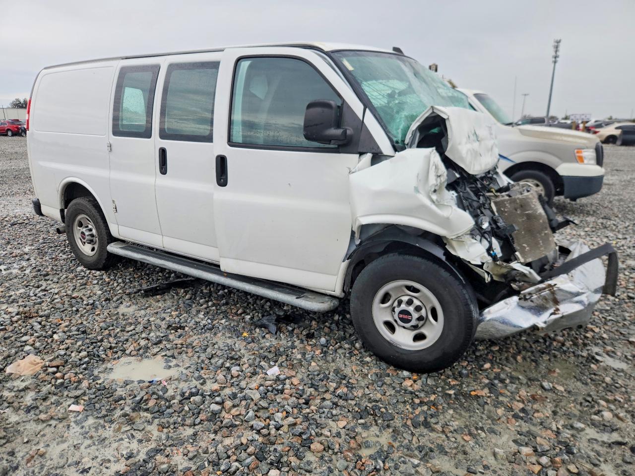 2021 Gmc Savana G2500 White vin: 1GTW7AFP3M1170417