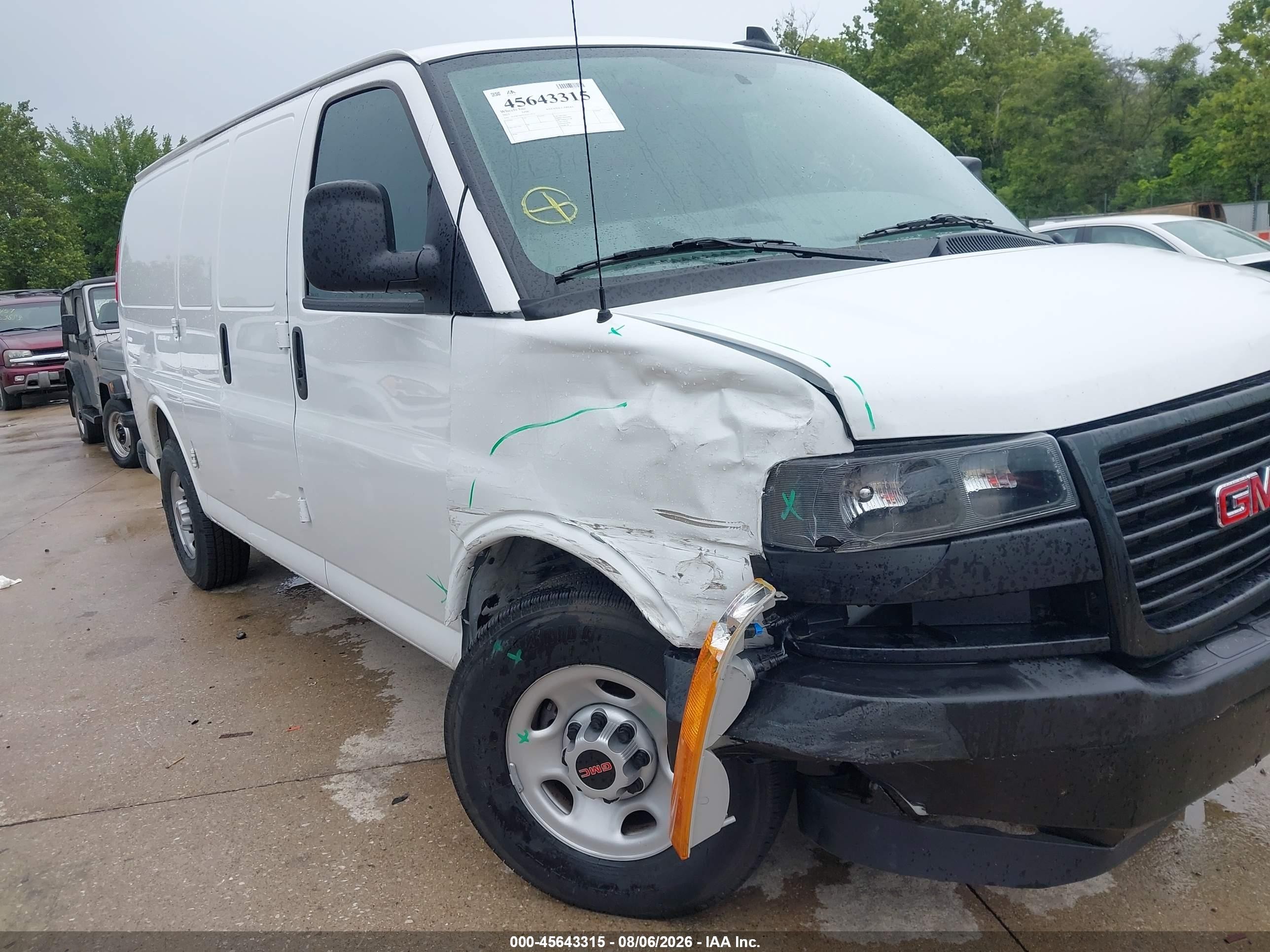 2025 Gmc Savana Cargo Rwd 2500 Regular Wheelbase Work Van White vin: 1GTW7AFP3S1213523