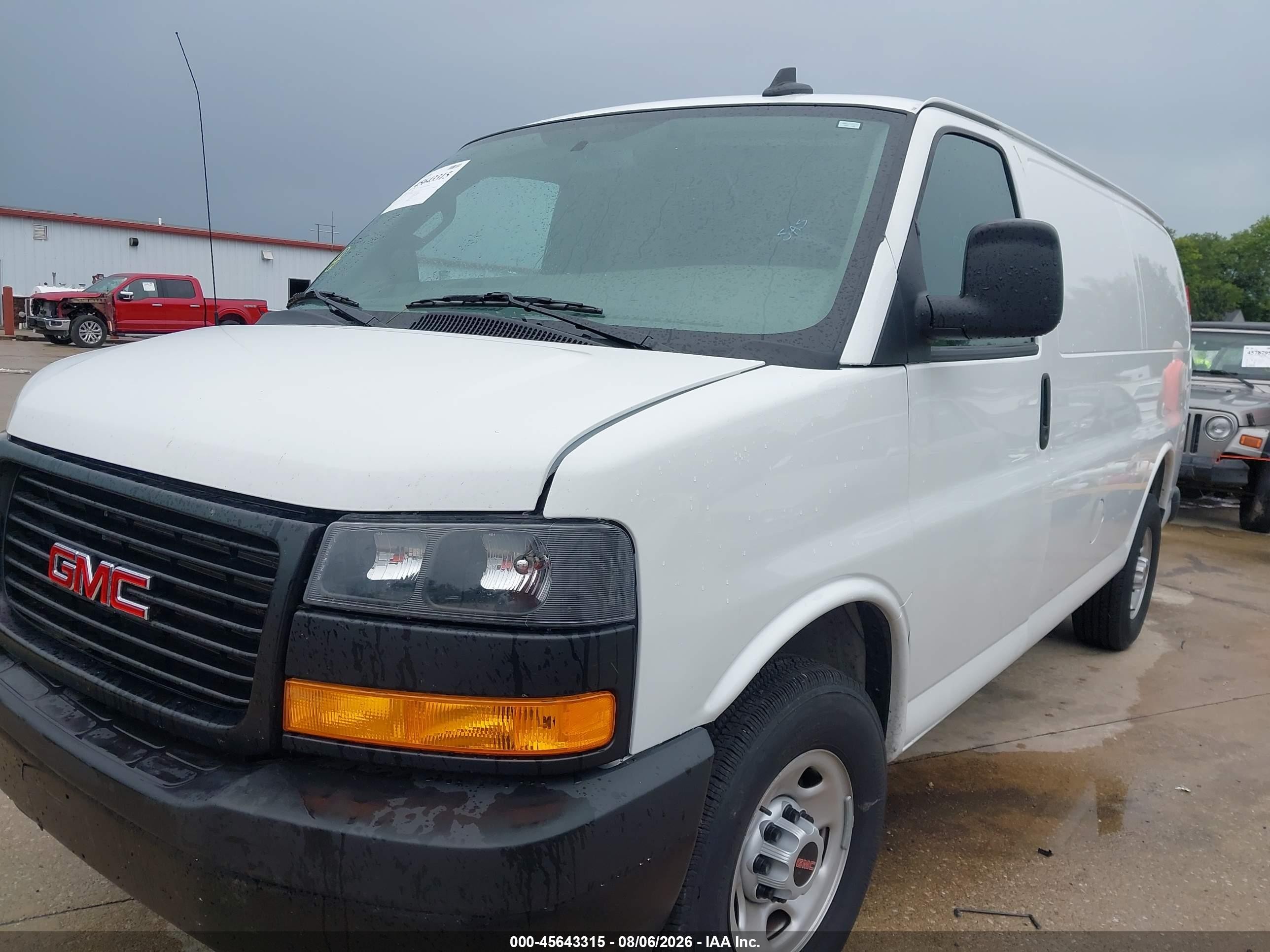 2025 Gmc Savana Cargo Rwd 2500 Regular Wheelbase Work Van White vin: 1GTW7AFP3S1213523