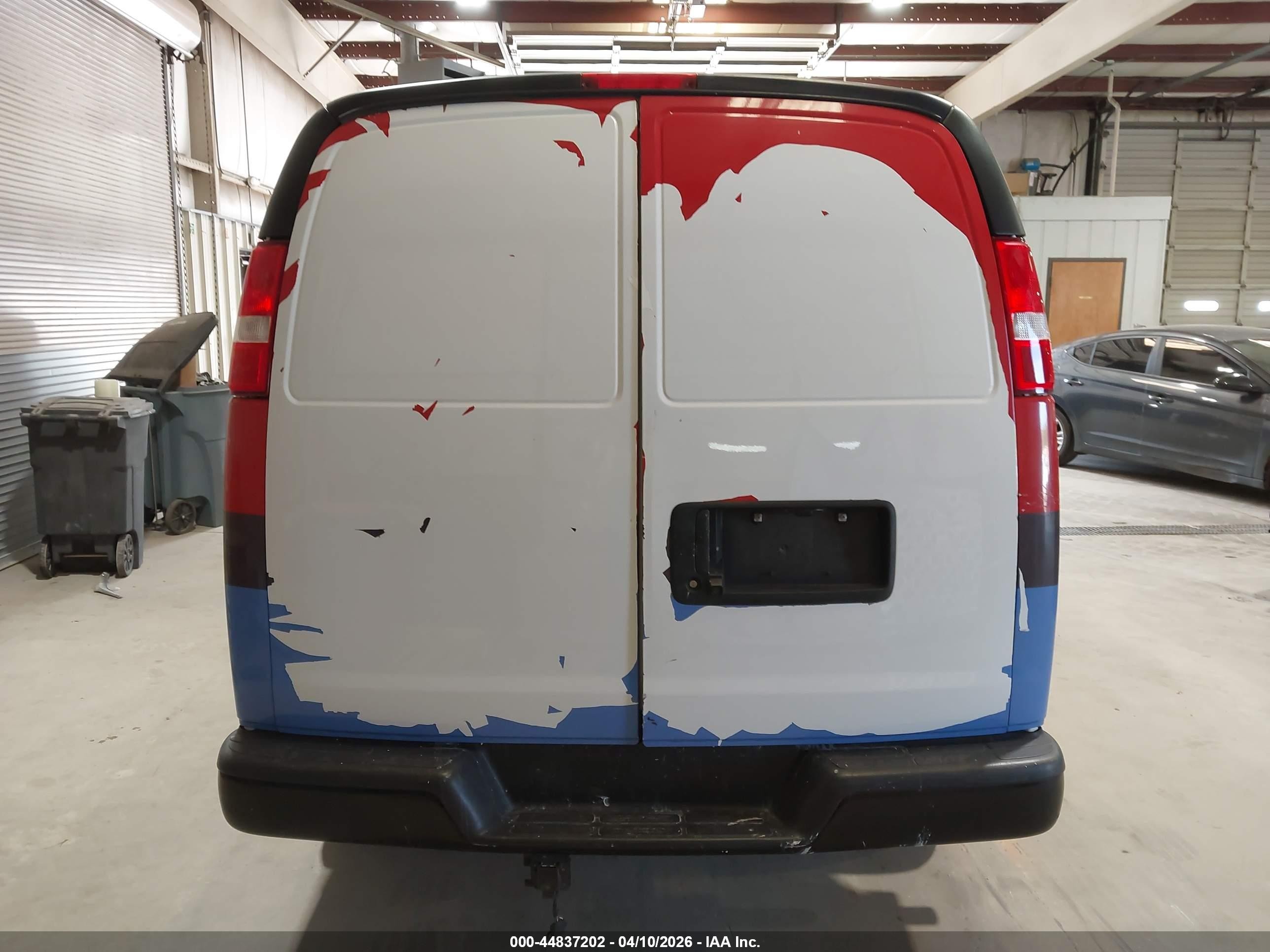 2023 Gmc Savana Cargo Rwd 2500 Regular Wheelbase Work Van White vin: 1GTW7AFP5P1108392