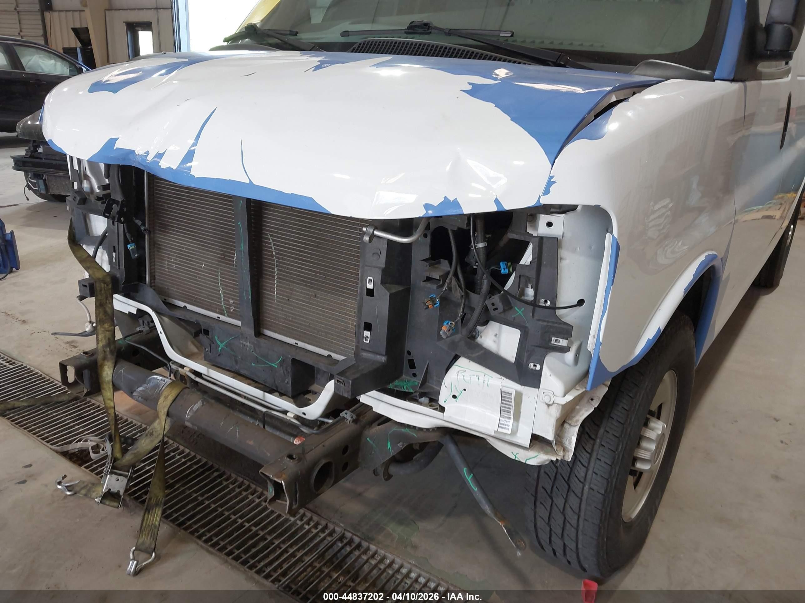 2023 Gmc Savana Cargo Rwd 2500 Regular Wheelbase Work Van White vin: 1GTW7AFP5P1108392