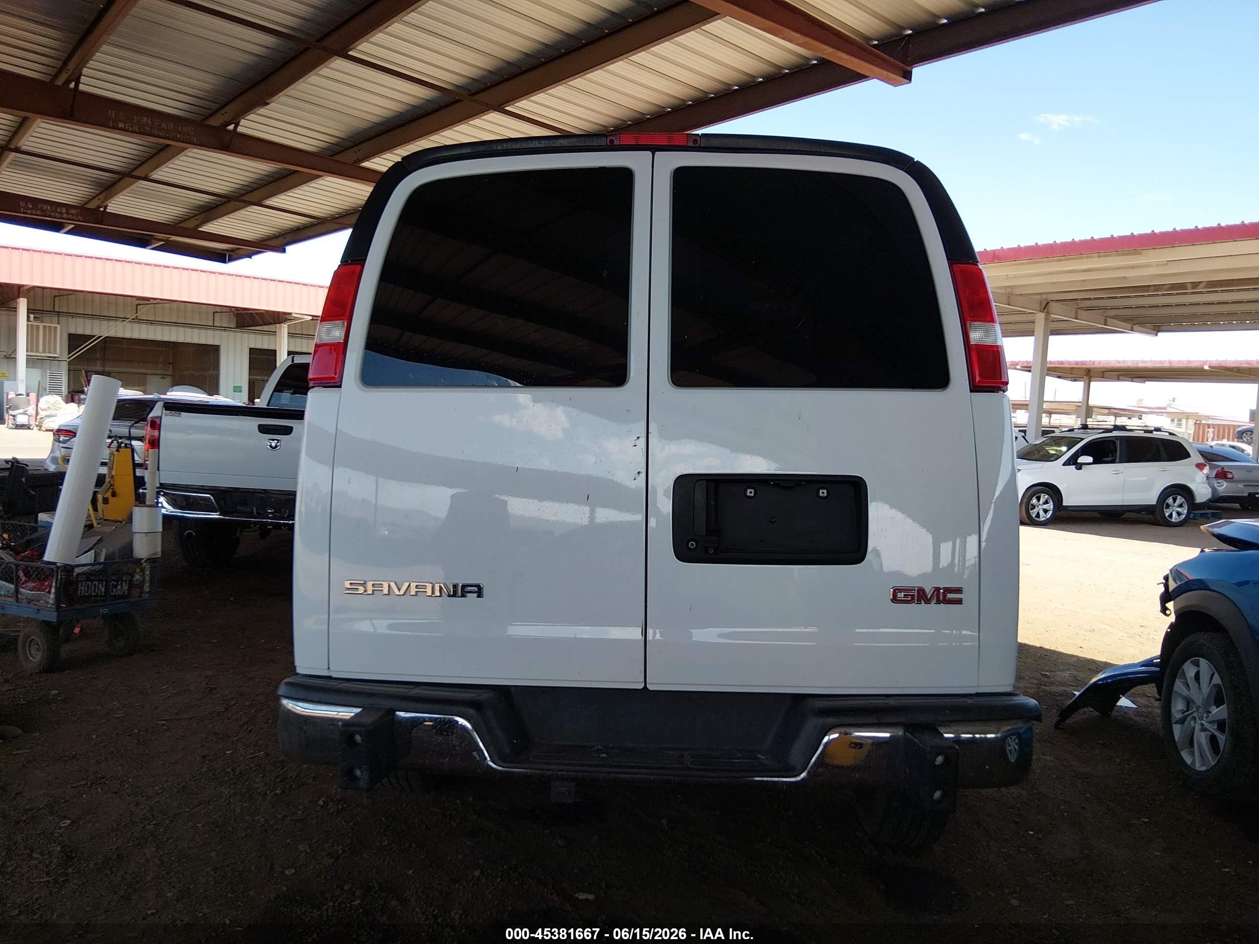 2022 Gmc Savana Cargo Rwd 2500 Regular Wheelbase Work Van White vin: 1GTW7AFP7N1156330