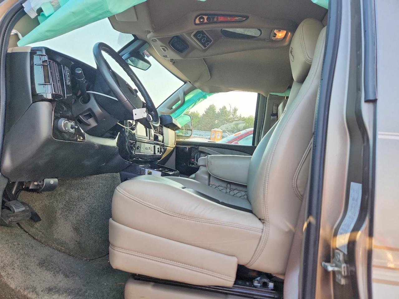 2021 Gmc Savana G2500 Tan vin: 1GTW7AFP8M1250280
