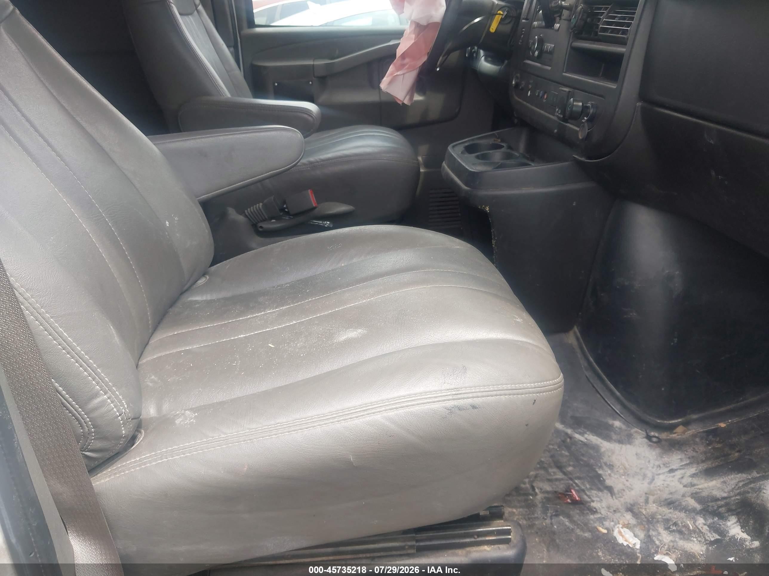 2020 Gmc Savana Cargo Rwd 2500 Extended Wheelbase Work Van White vin: 1GTW7BFP8L1263664