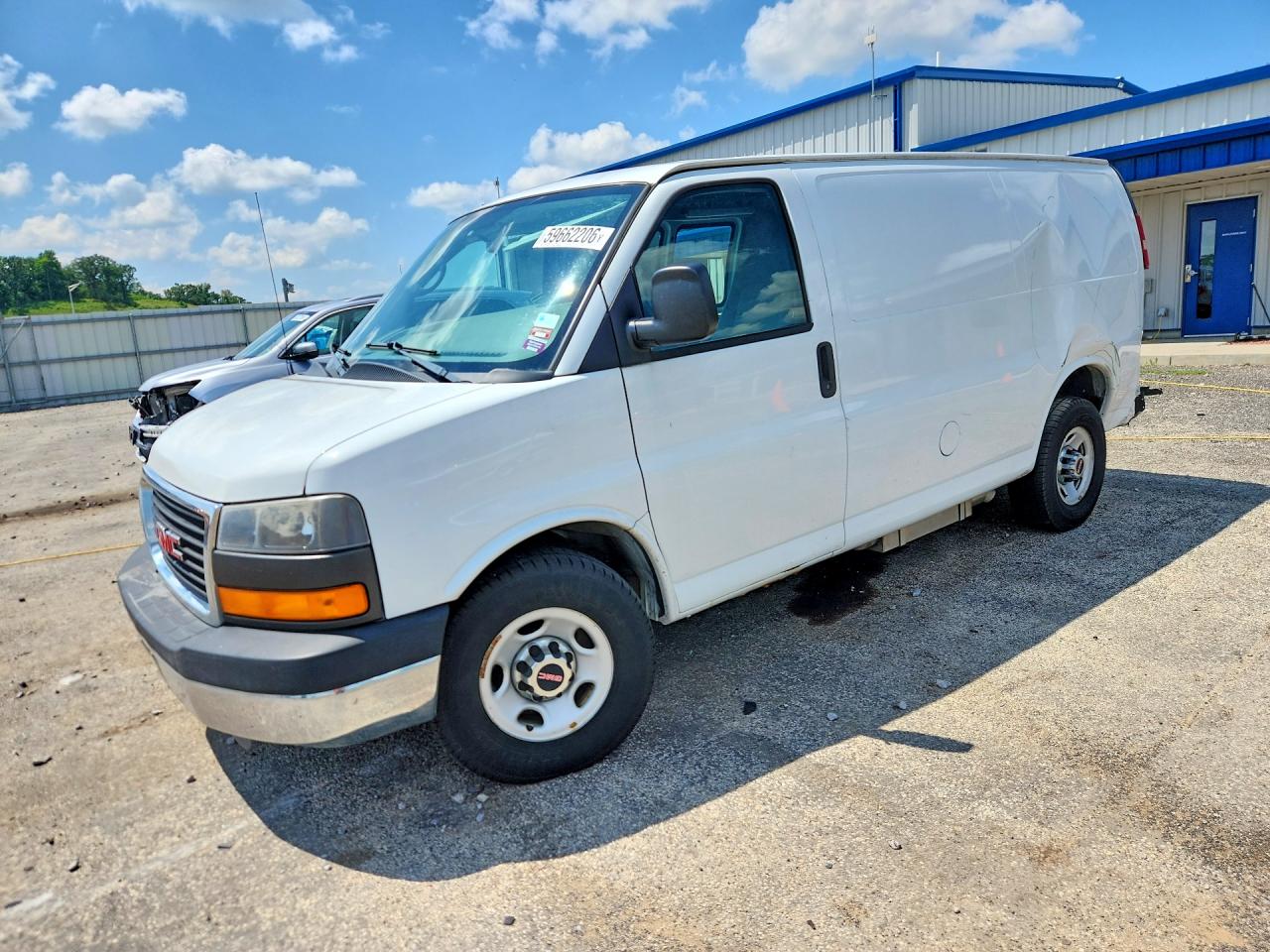 1GTW7FCA2B1135281