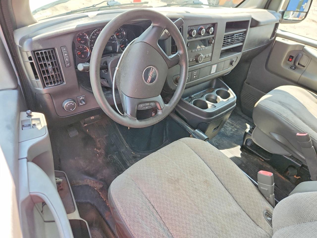 2011 Gmc Savana G2500 Белый vin: 1GTW7FCA2B1135281