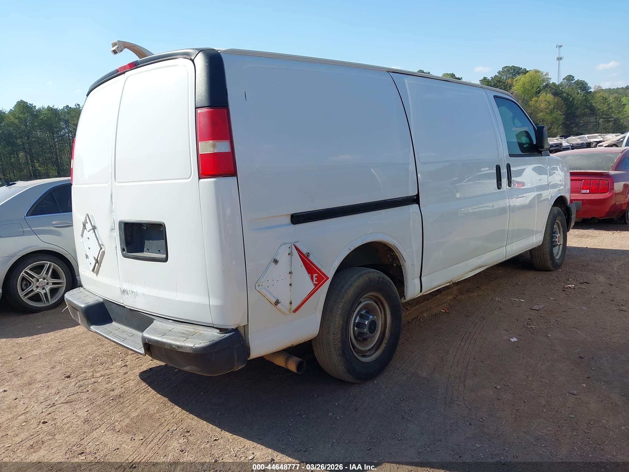 2012 Gmc Savana 2500 Work Van White vin: 1GTW7FCA2C1184367