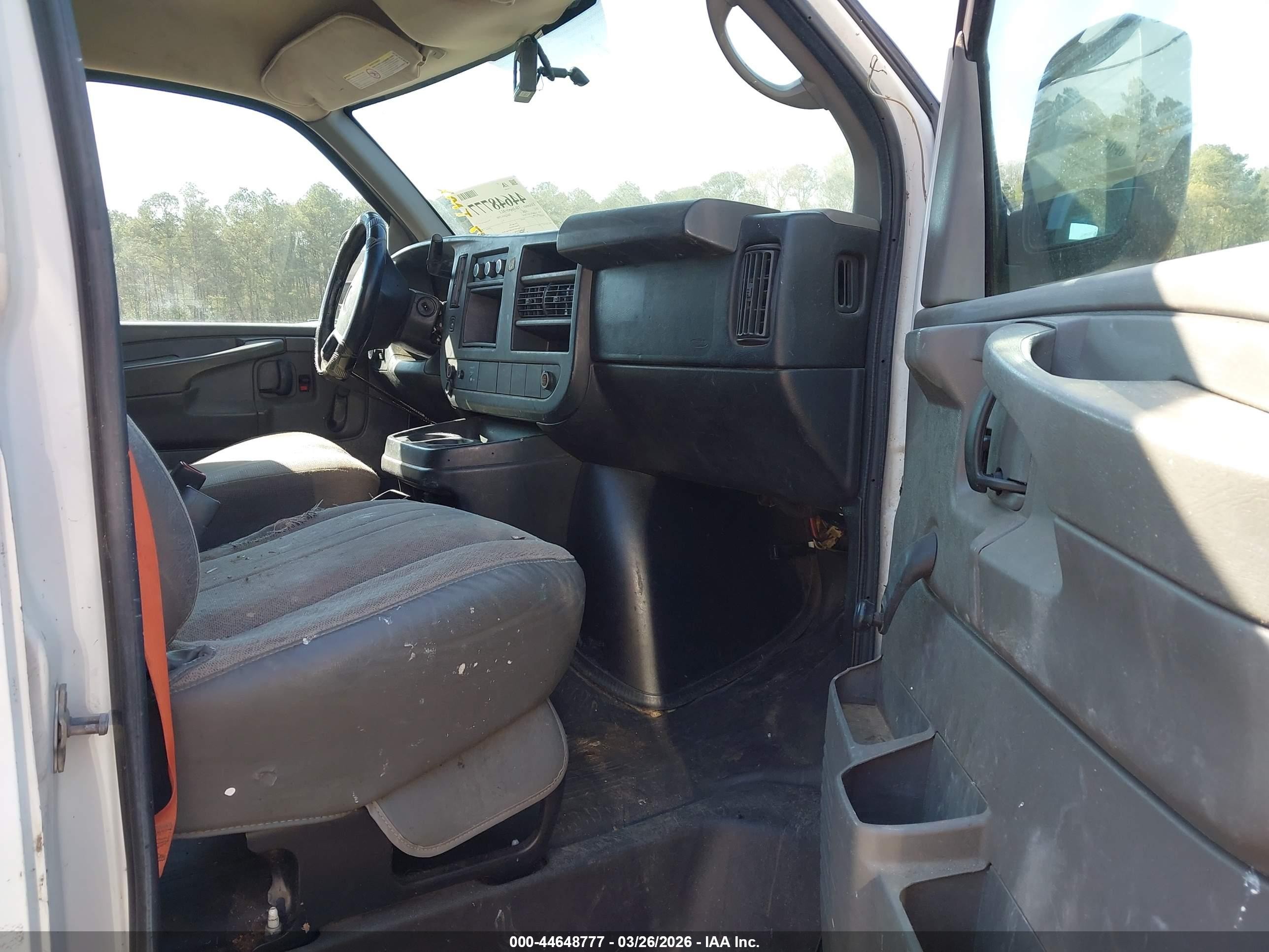 2012 Gmc Savana 2500 Work Van White vin: 1GTW7FCA2C1184367
