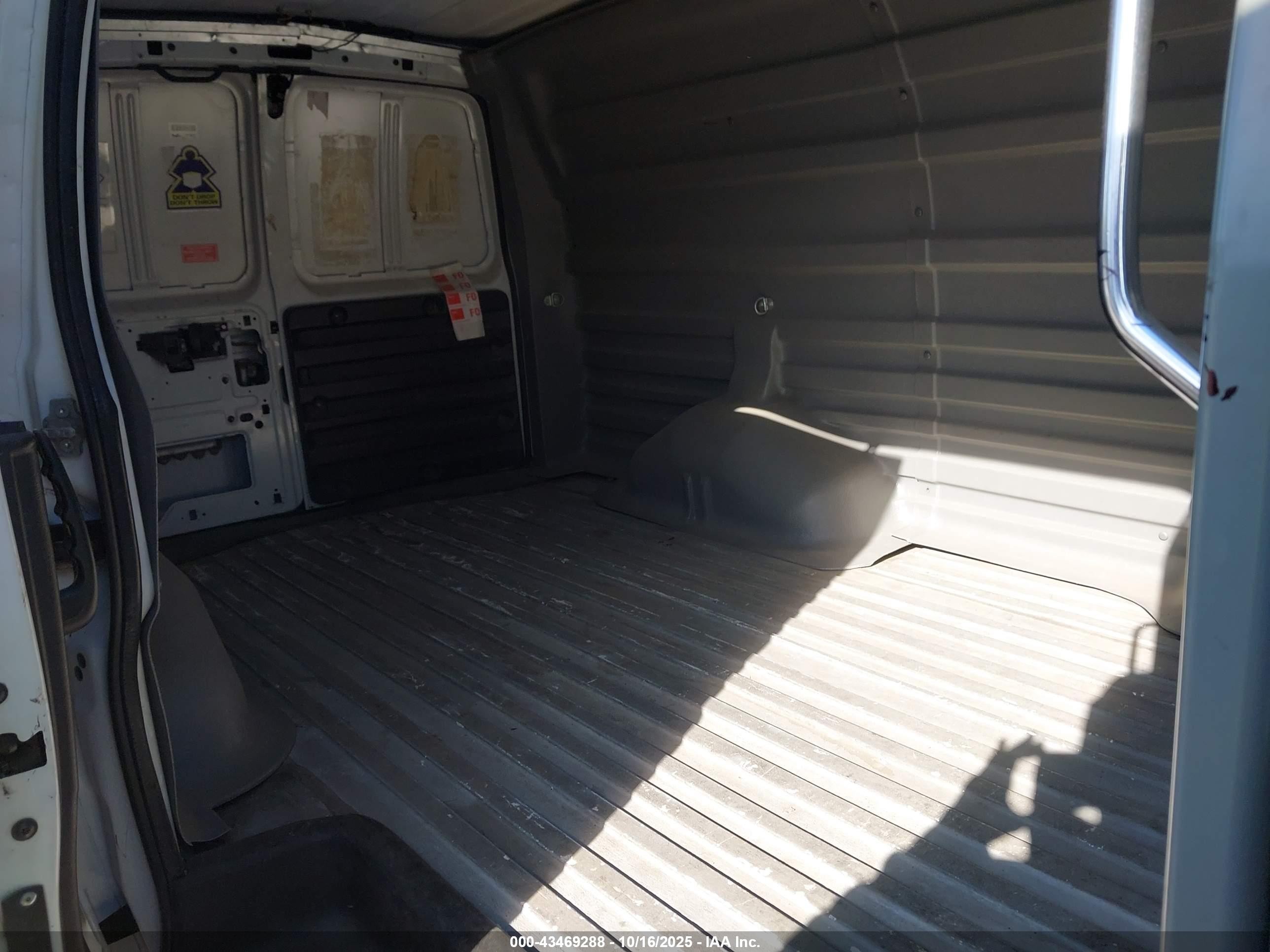 2012 Gmc Savana 2500 Work Van White vin: 1GTW7FCA4C1136448