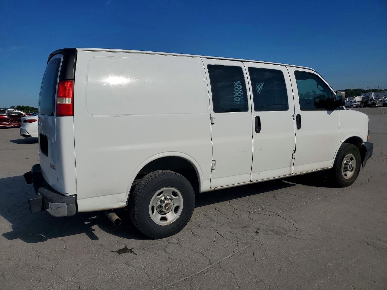 2014 Gmc Savana G2500 White vin: 1GTW7FCA4E1904030