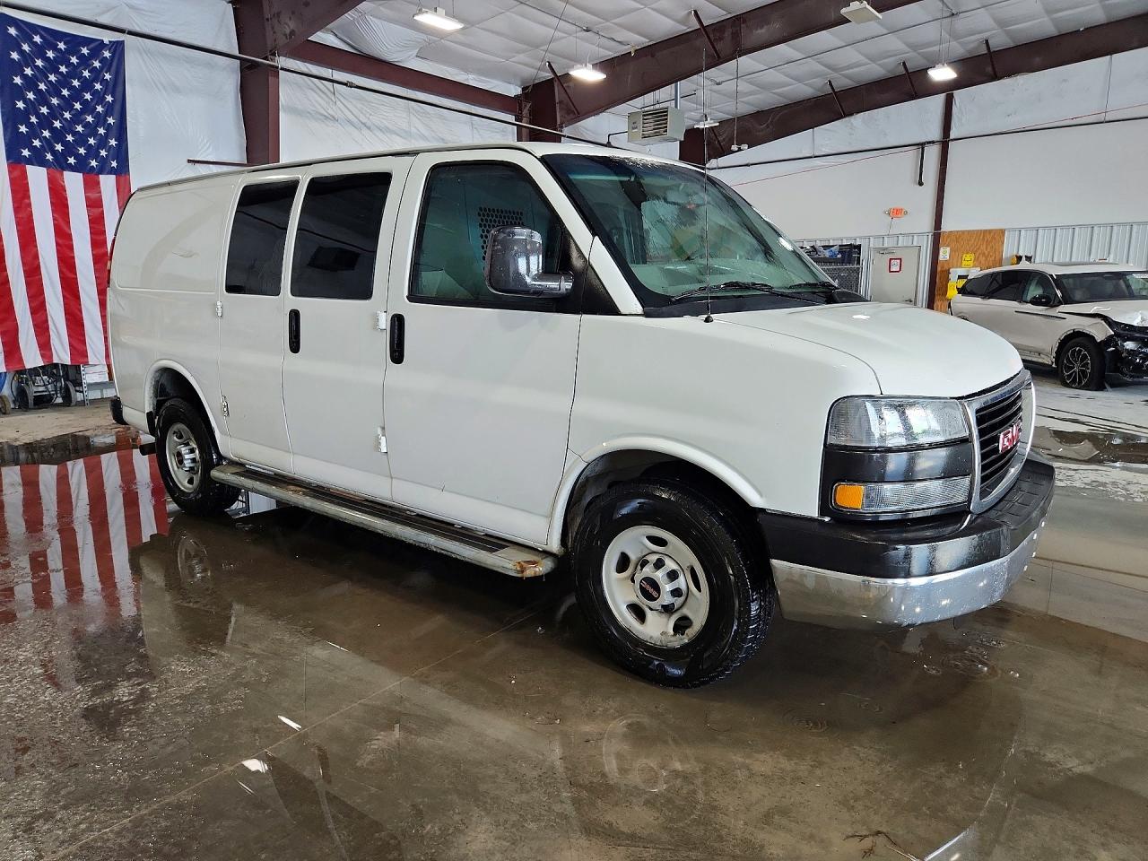 2014 Gmc Savana G2500 Белый vin: 1GTW7FCA4E1913679