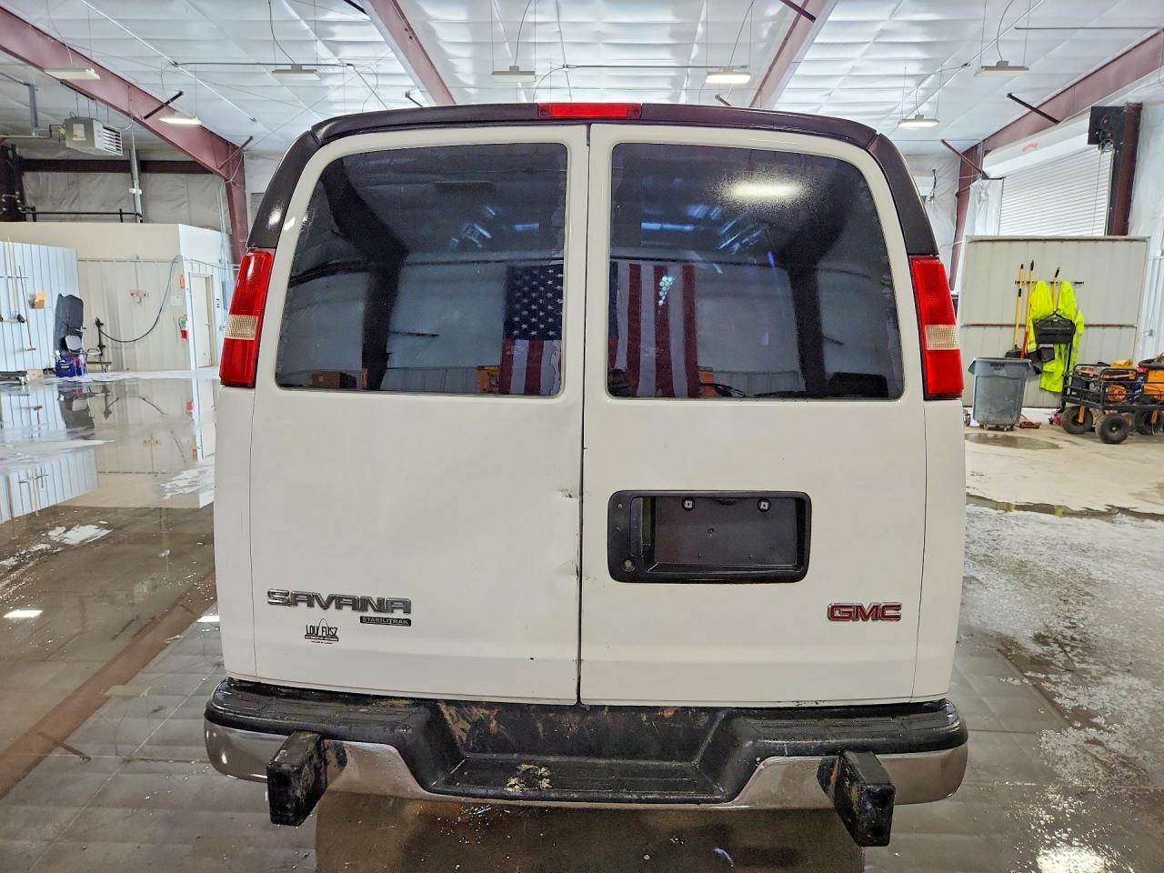 2014 Gmc Savana G2500 Белый vin: 1GTW7FCA4E1913679