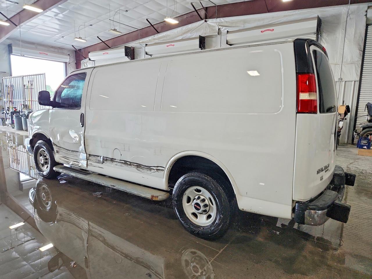 2014 Gmc Savana G2500 Белый vin: 1GTW7FCA4E1913679