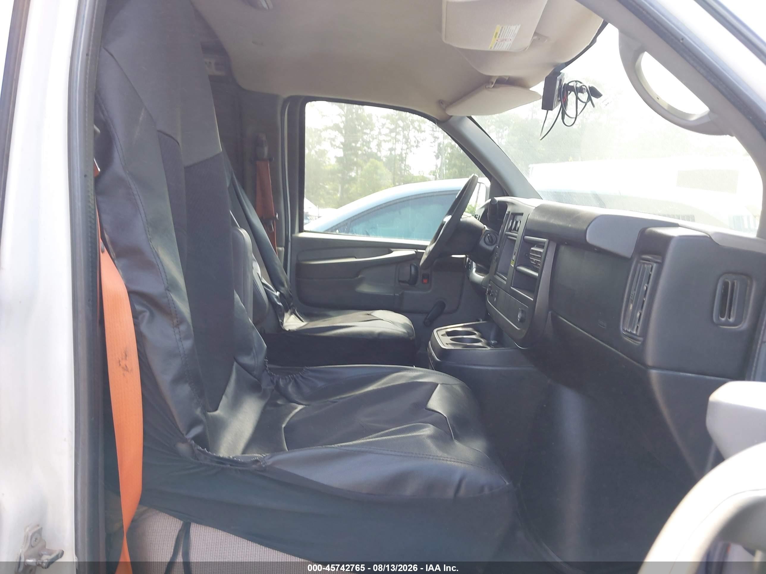 2012 Gmc Savana 2500 Work Van Белый vin: 1GTW7FCA5C1183696