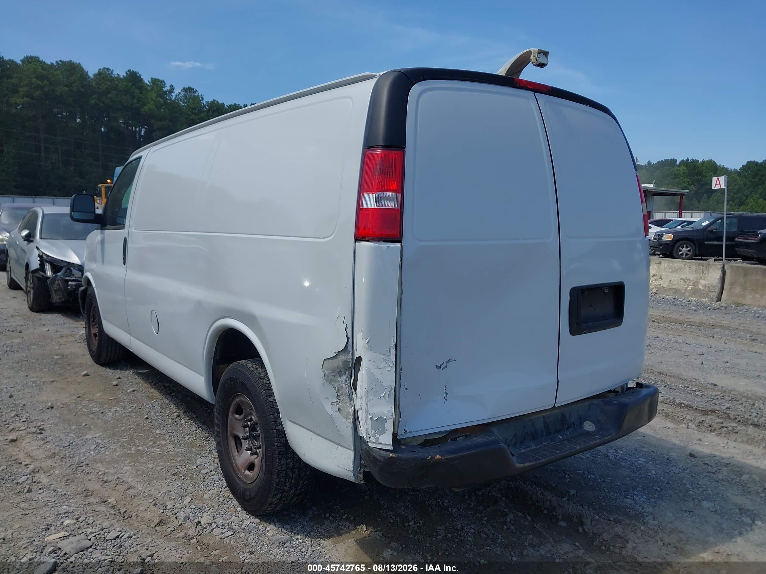 2012 Gmc Savana 2500 Work Van Белый vin: 1GTW7FCA5C1183696