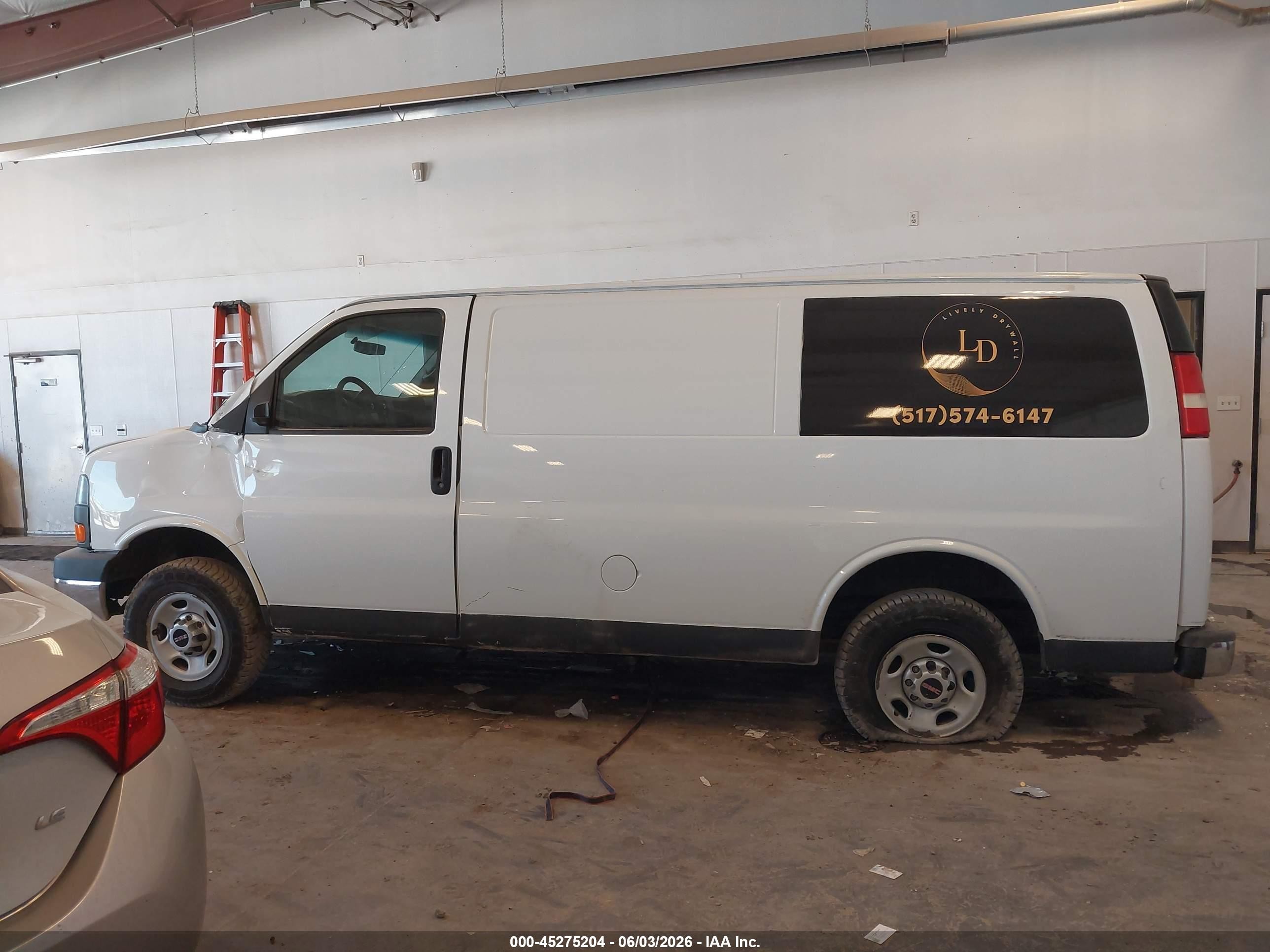 2014 Gmc Savana 2500 Work Van White vin: 1GTW7FCA5E1912055