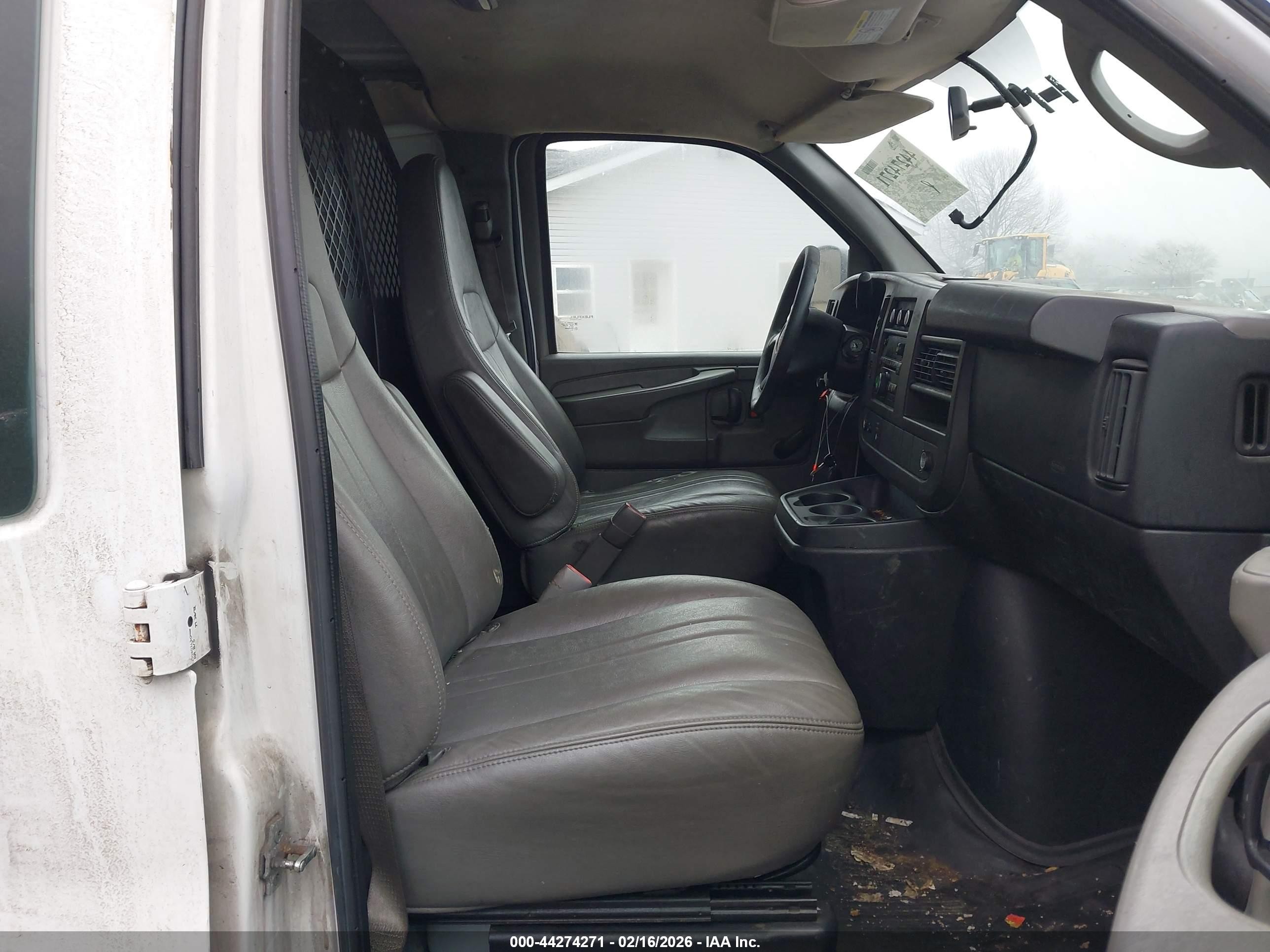 2013 Gmc Savana 2500 Work Van Белый vin: 1GTW7FCA9D1158303