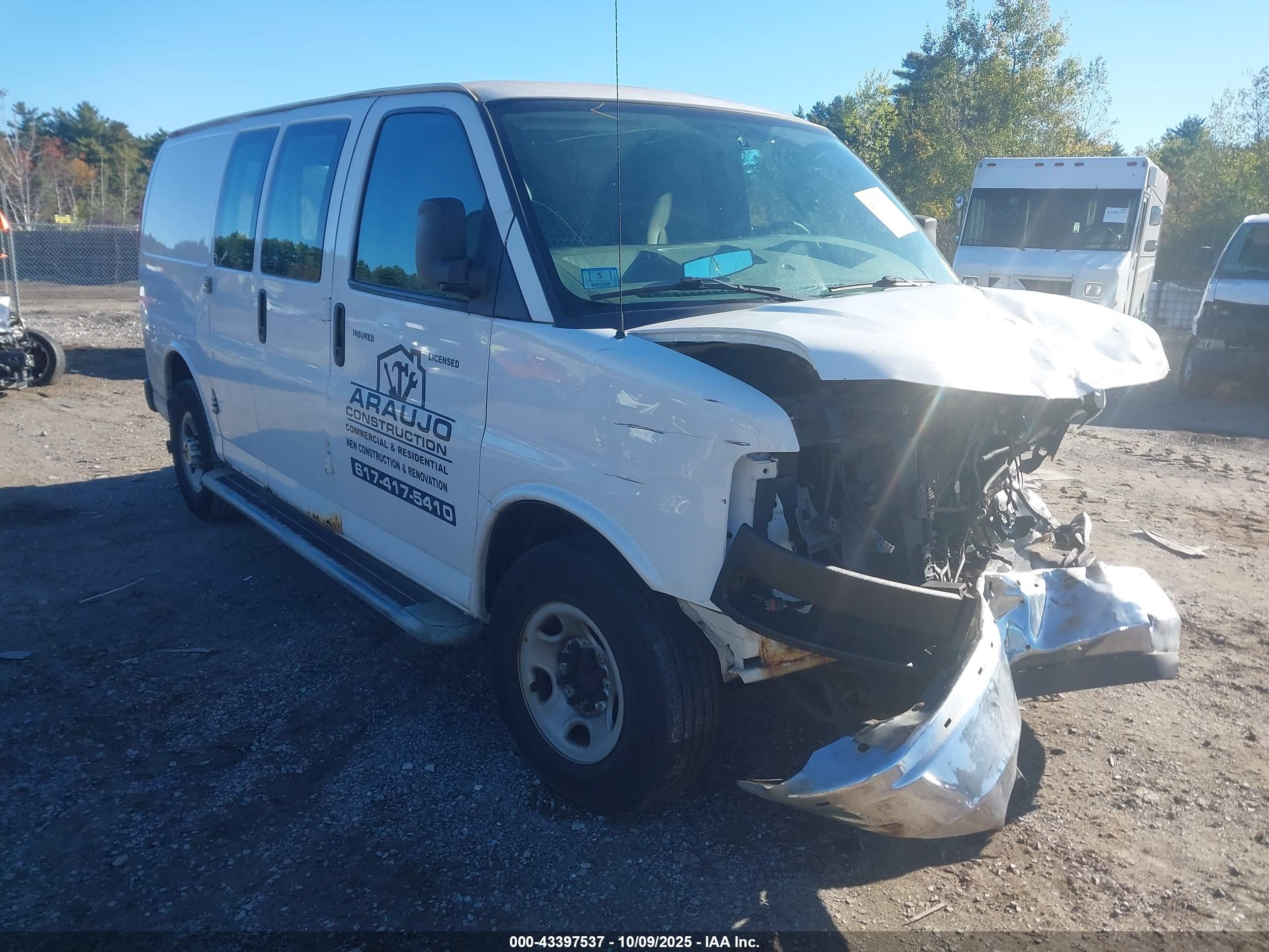 2015 Gmc Savana 2500 Work Van Белый vin: 1GTW7FCF0F1908301