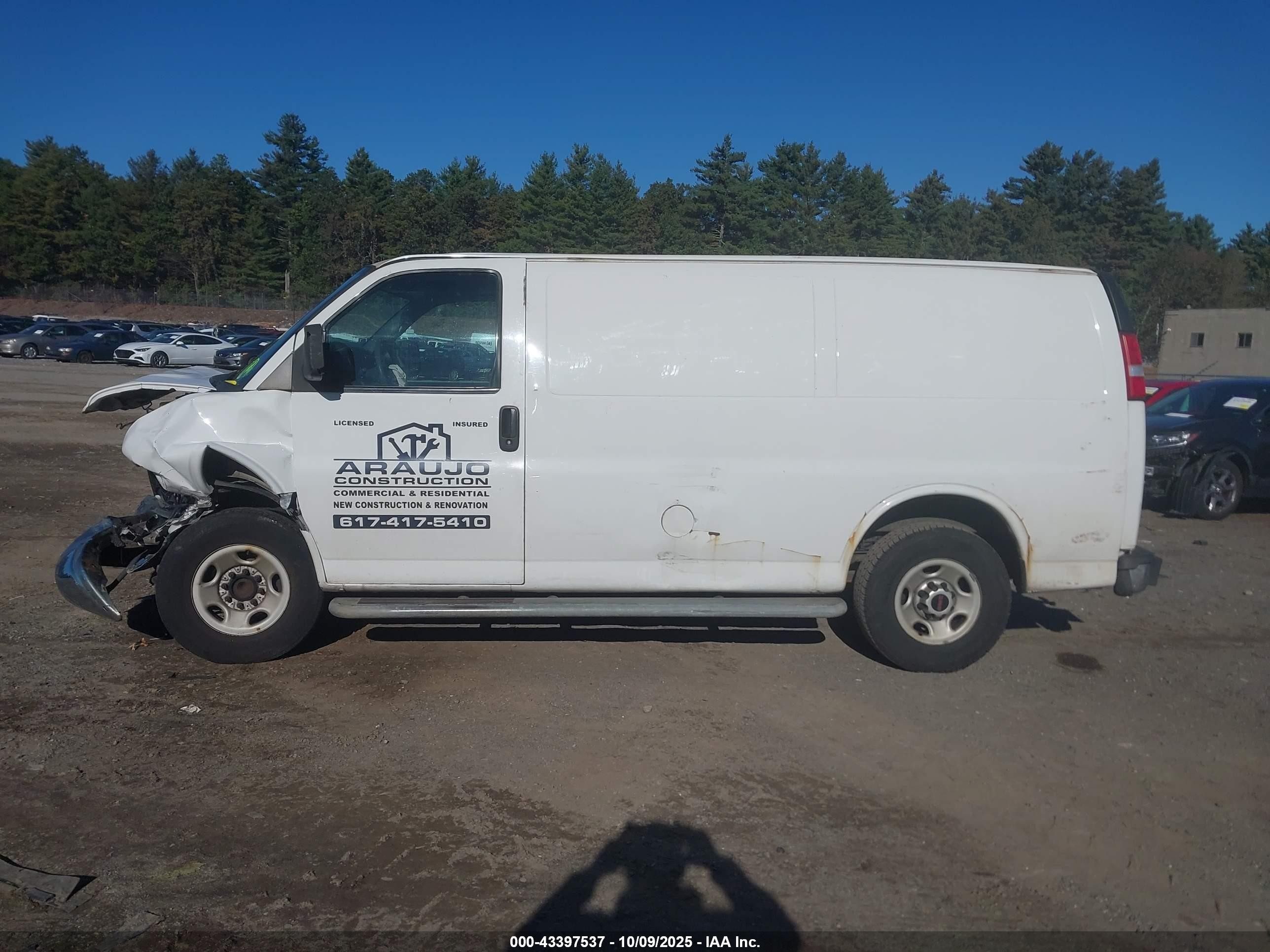 2015 Gmc Savana 2500 Work Van Белый vin: 1GTW7FCF0F1908301