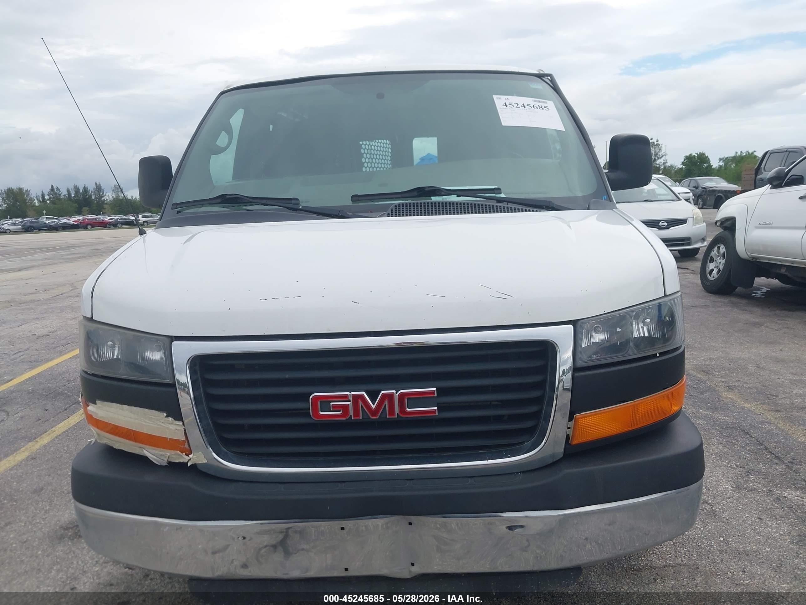 2015 Gmc Savana 2500 Work Van Белый vin: 1GTW7FCF1F1902717