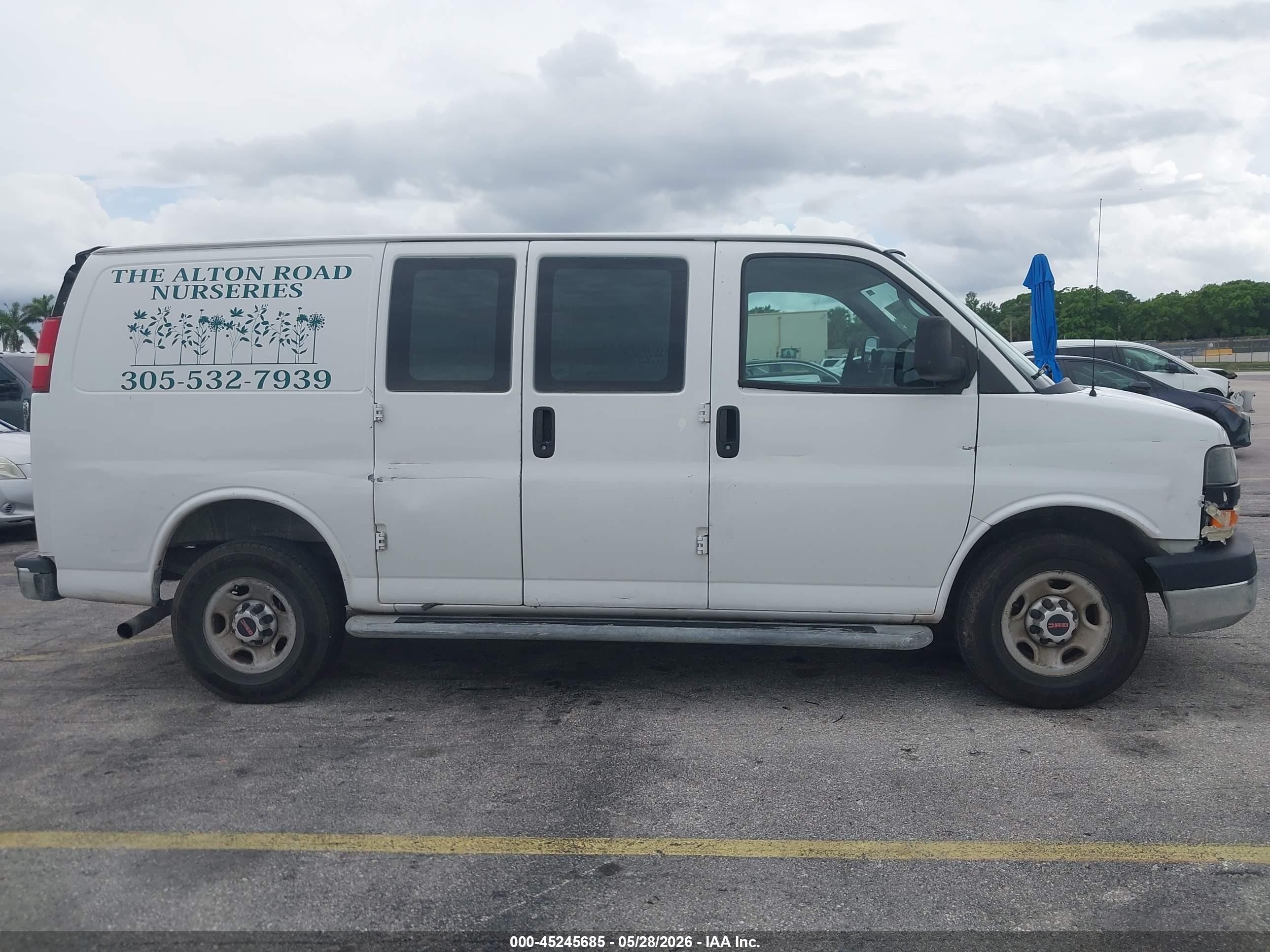 2015 Gmc Savana 2500 Work Van Белый vin: 1GTW7FCF1F1902717