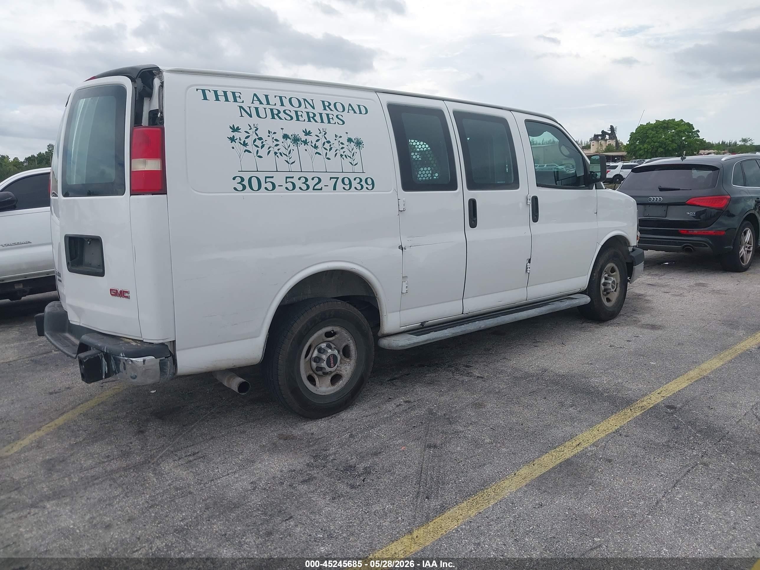 2015 Gmc Savana 2500 Work Van Белый vin: 1GTW7FCF1F1902717