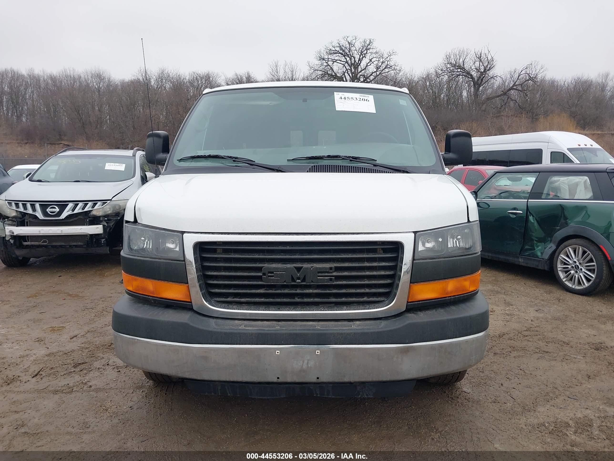 2015 Gmc Savana 2500 Work Van Белый vin: 1GTW7FCF2F1903598