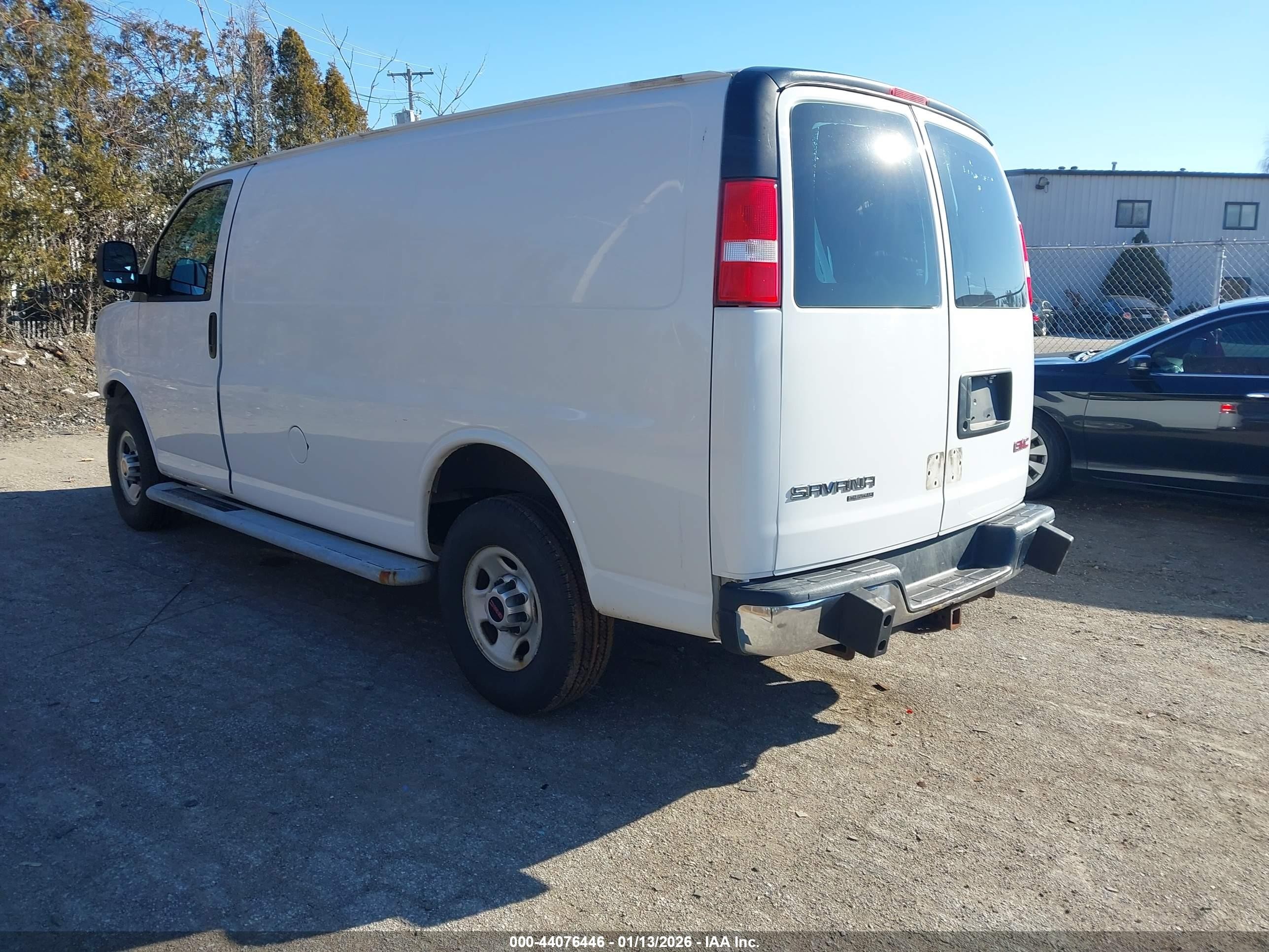 2015 Gmc Savana 2500 Work Van White vin: 1GTW7FCF2F1907201