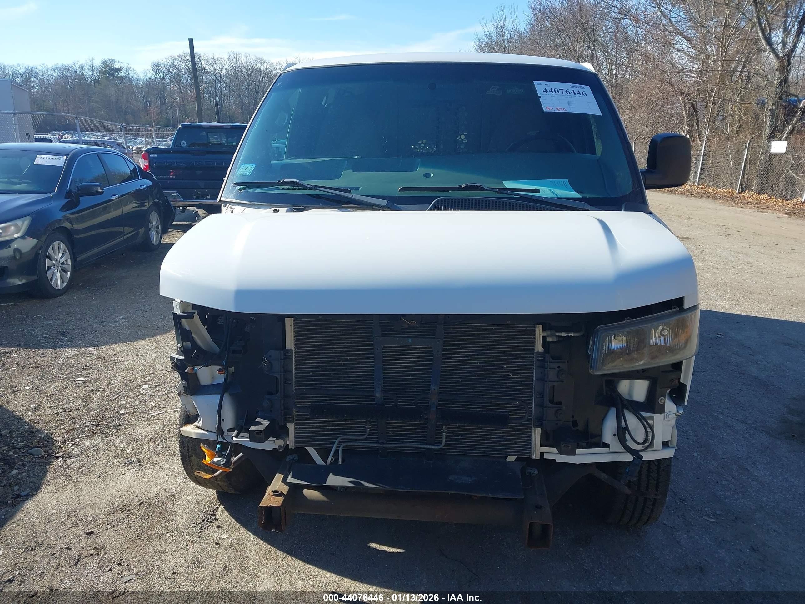 2015 Gmc Savana 2500 Work Van White vin: 1GTW7FCF2F1907201