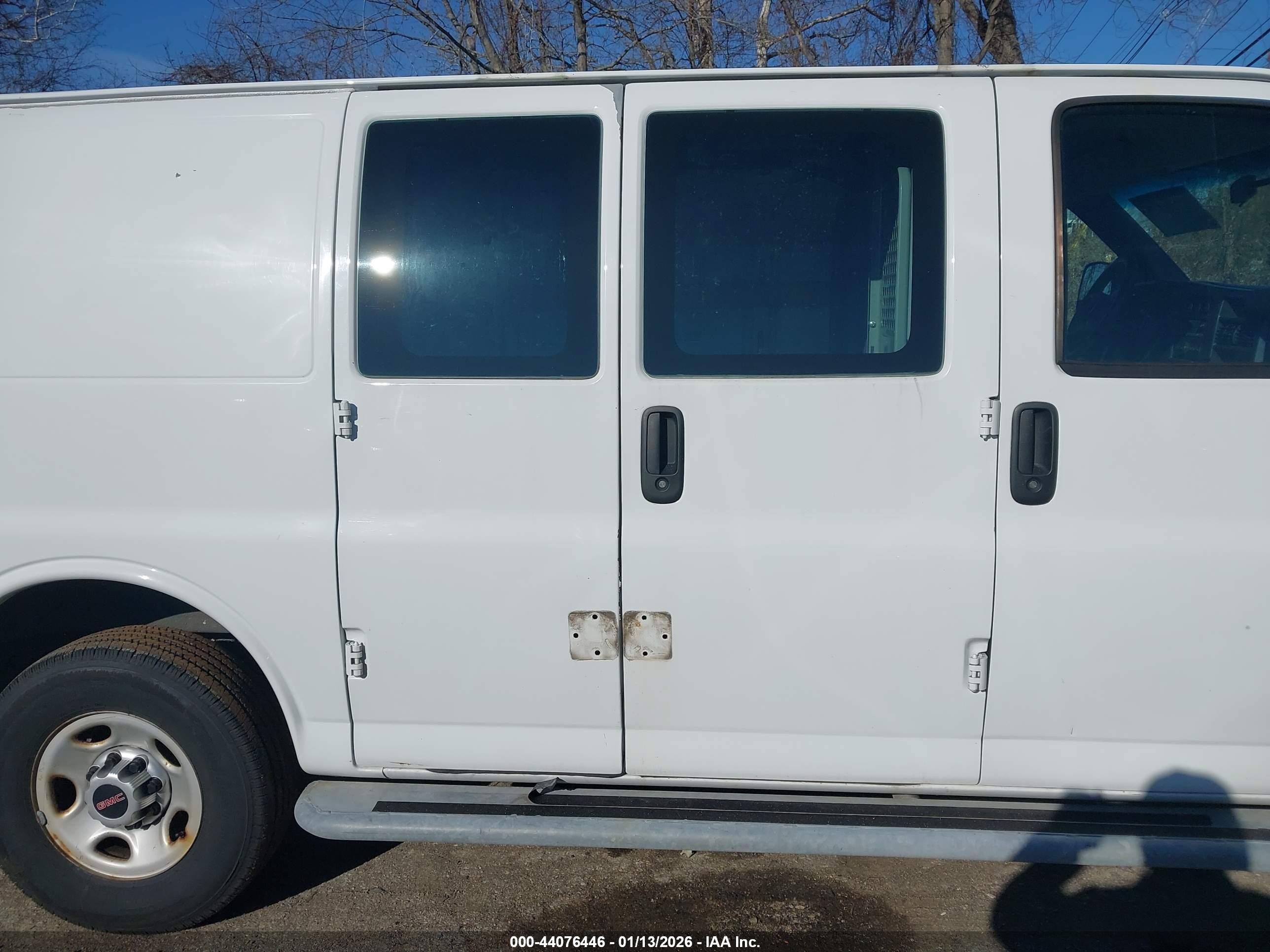 2015 Gmc Savana 2500 Work Van White vin: 1GTW7FCF2F1907201