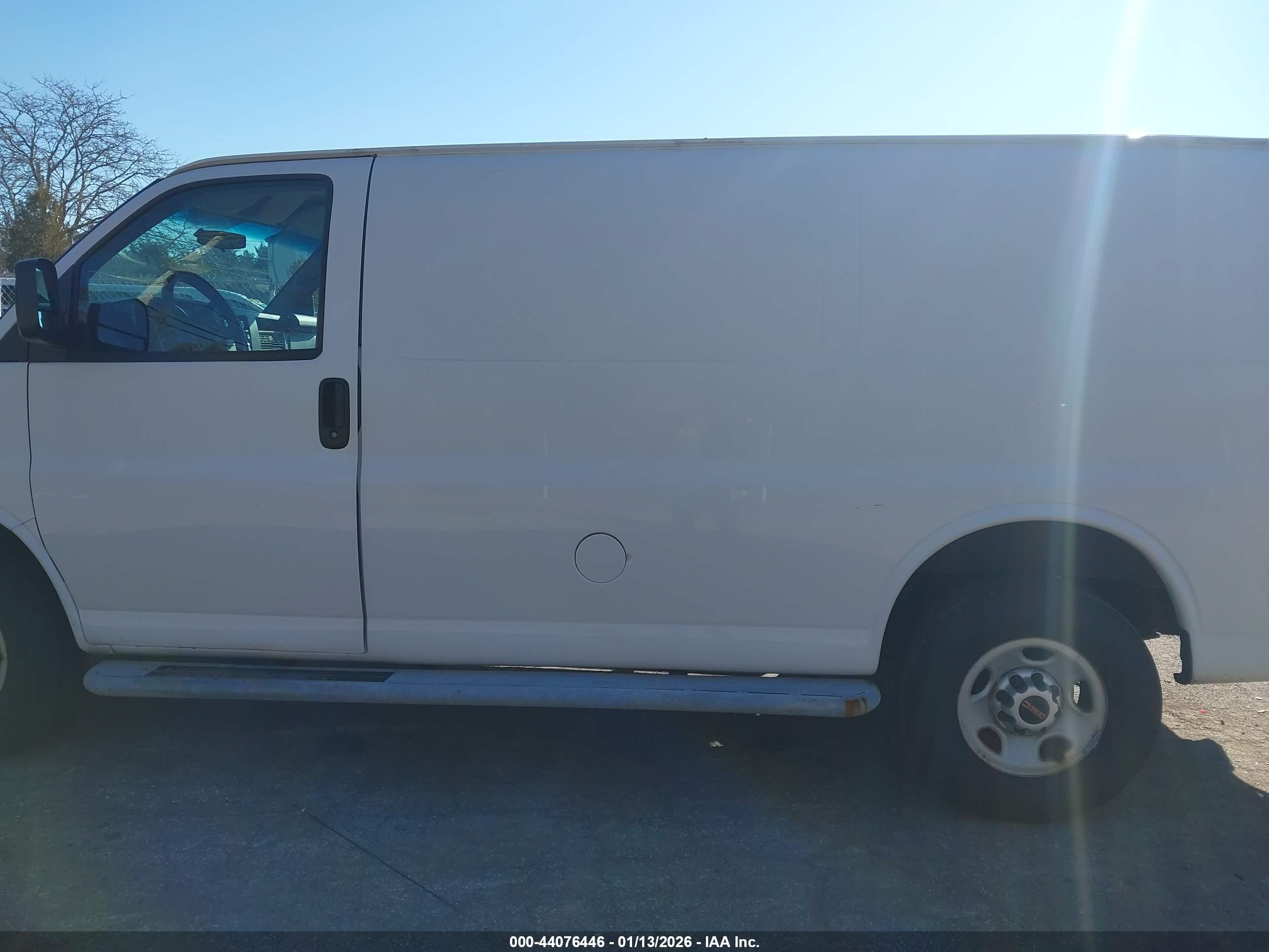 2015 Gmc Savana 2500 Work Van White vin: 1GTW7FCF2F1907201