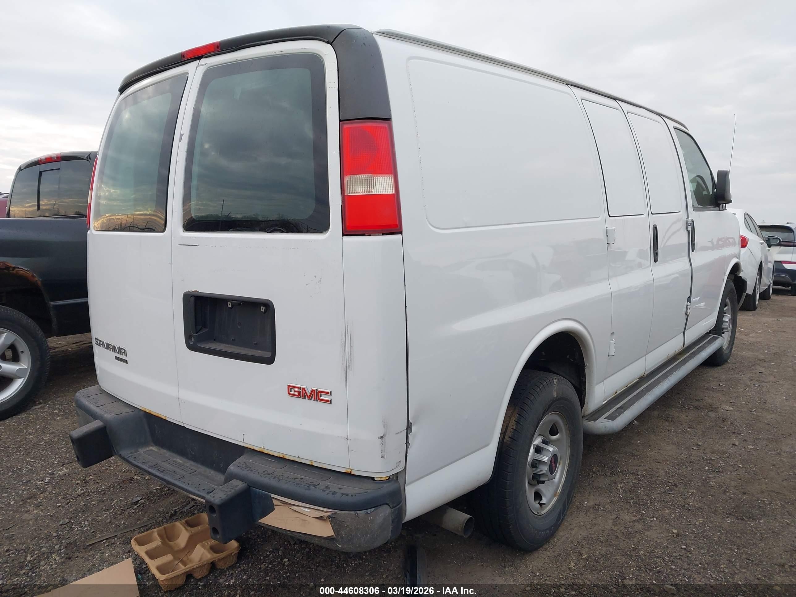 2015 Gmc Savana 2500 Work Van White vin: 1GTW7FCF3F1133671