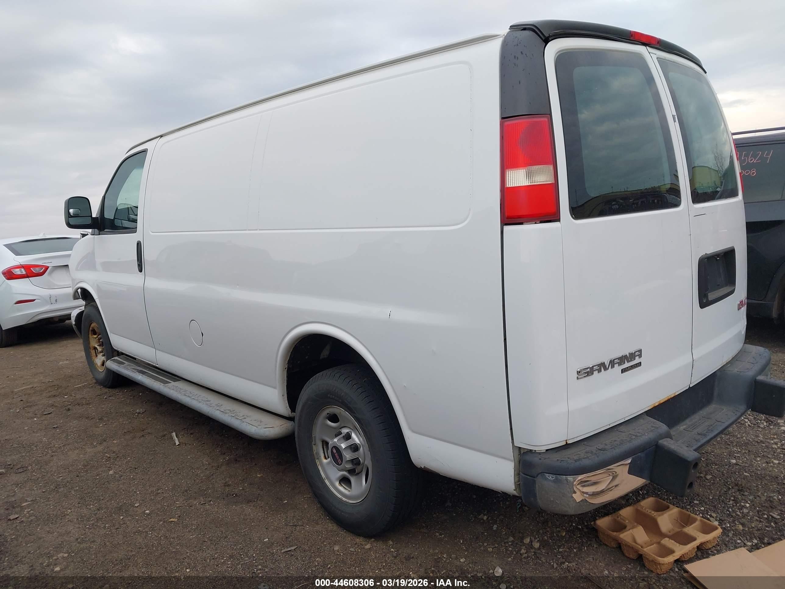 2015 Gmc Savana 2500 Work Van White vin: 1GTW7FCF3F1133671
