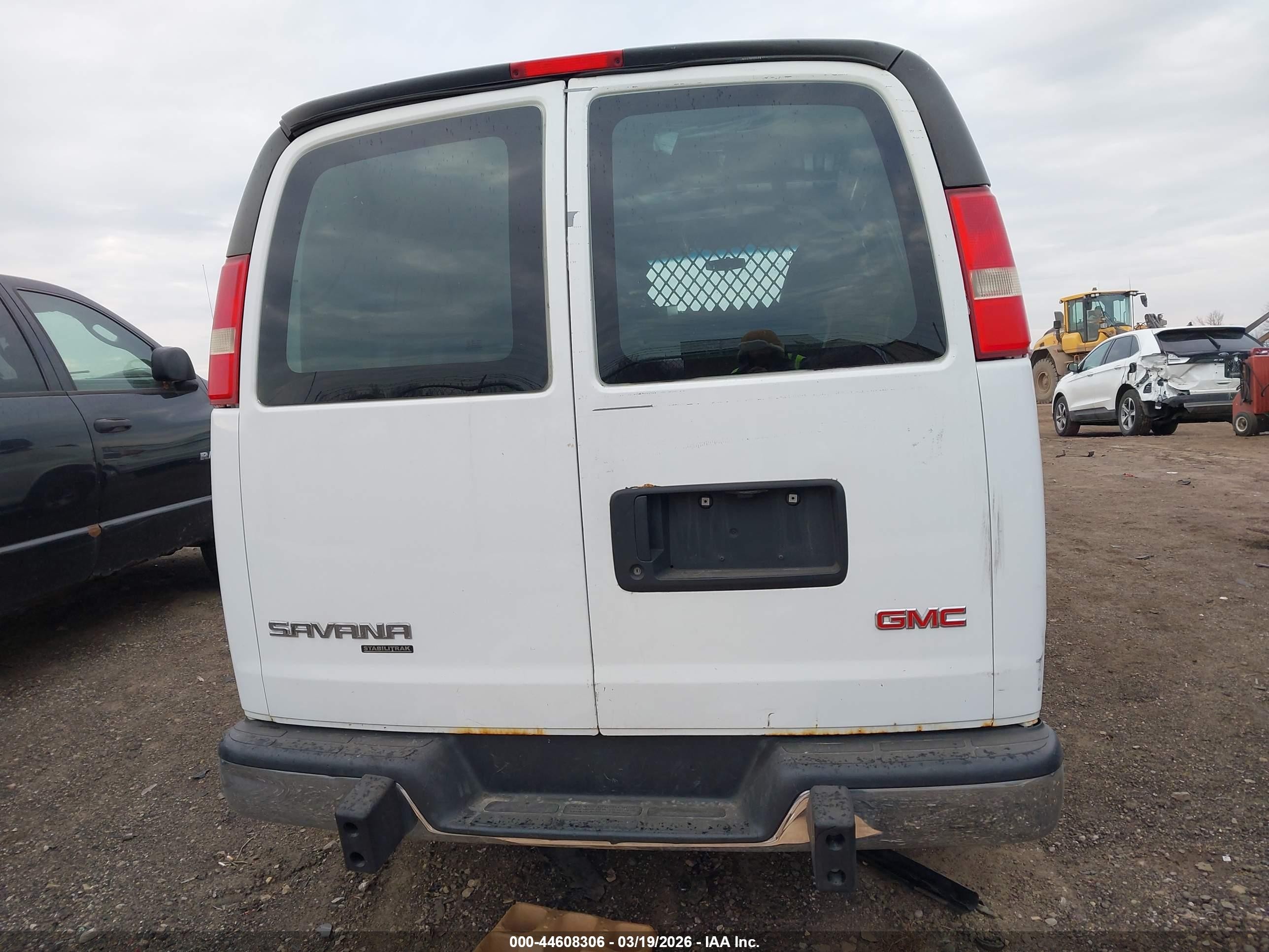 2015 Gmc Savana 2500 Work Van White vin: 1GTW7FCF3F1133671