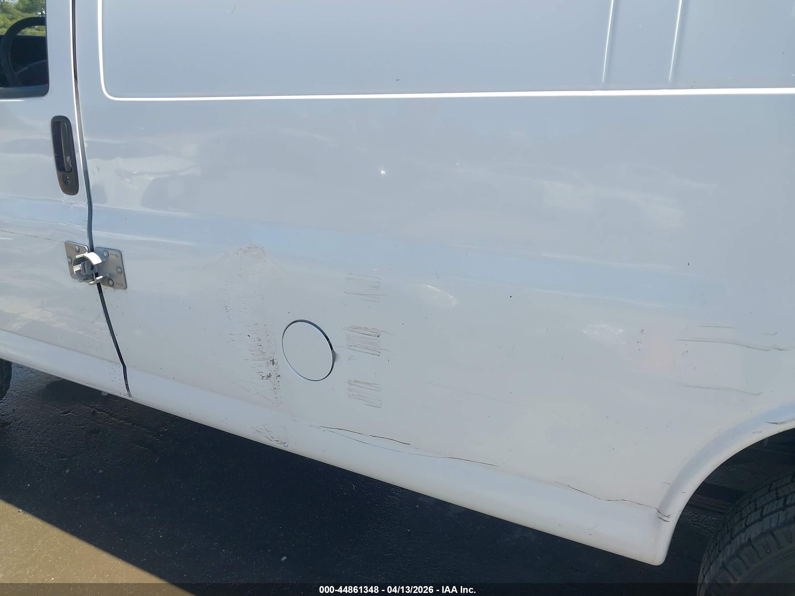 2015 Gmc Savana 2500 Work Van Белый vin: 1GTW7FCF3F1901388