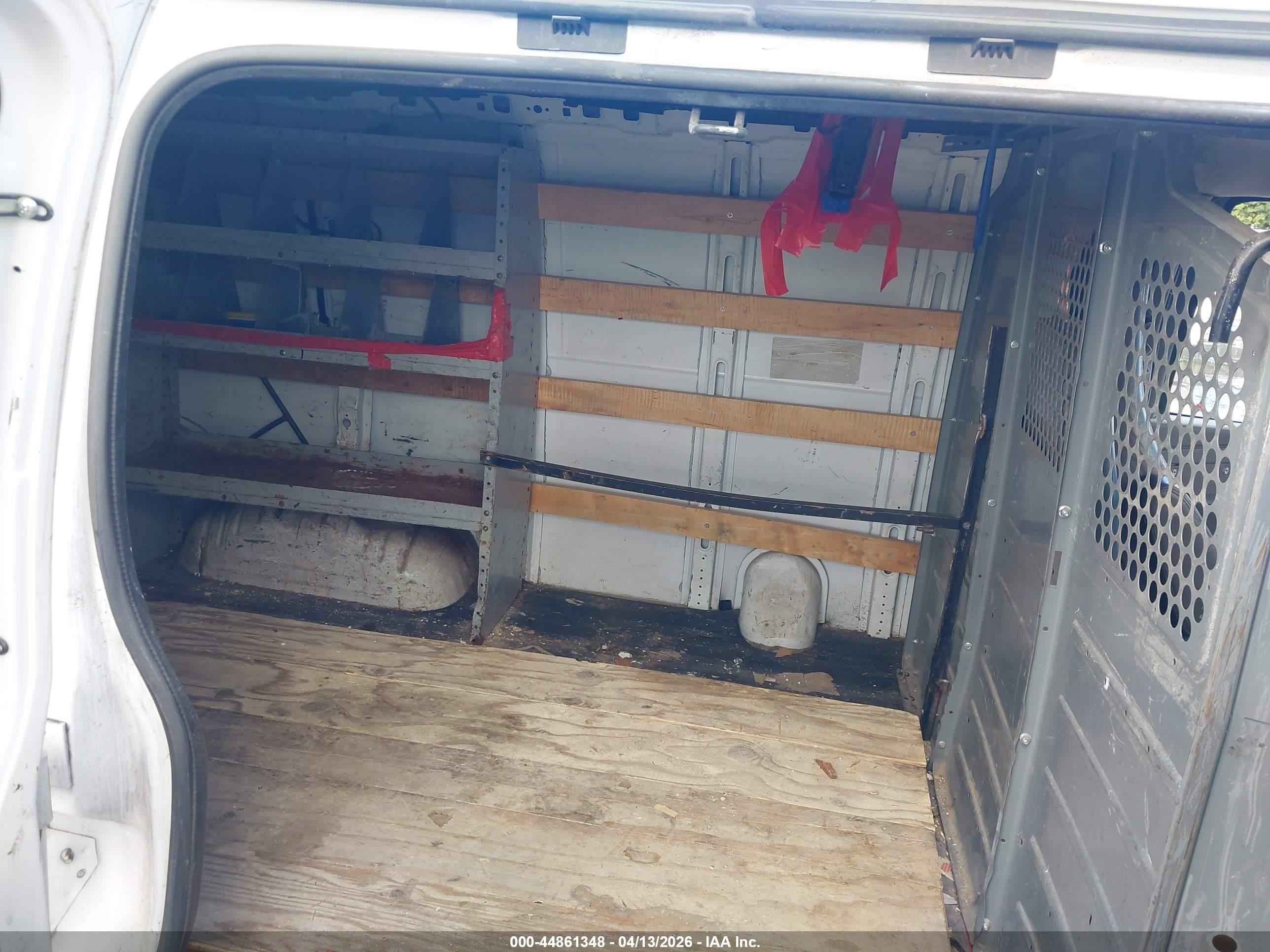 2015 Gmc Savana 2500 Work Van Белый vin: 1GTW7FCF3F1901388