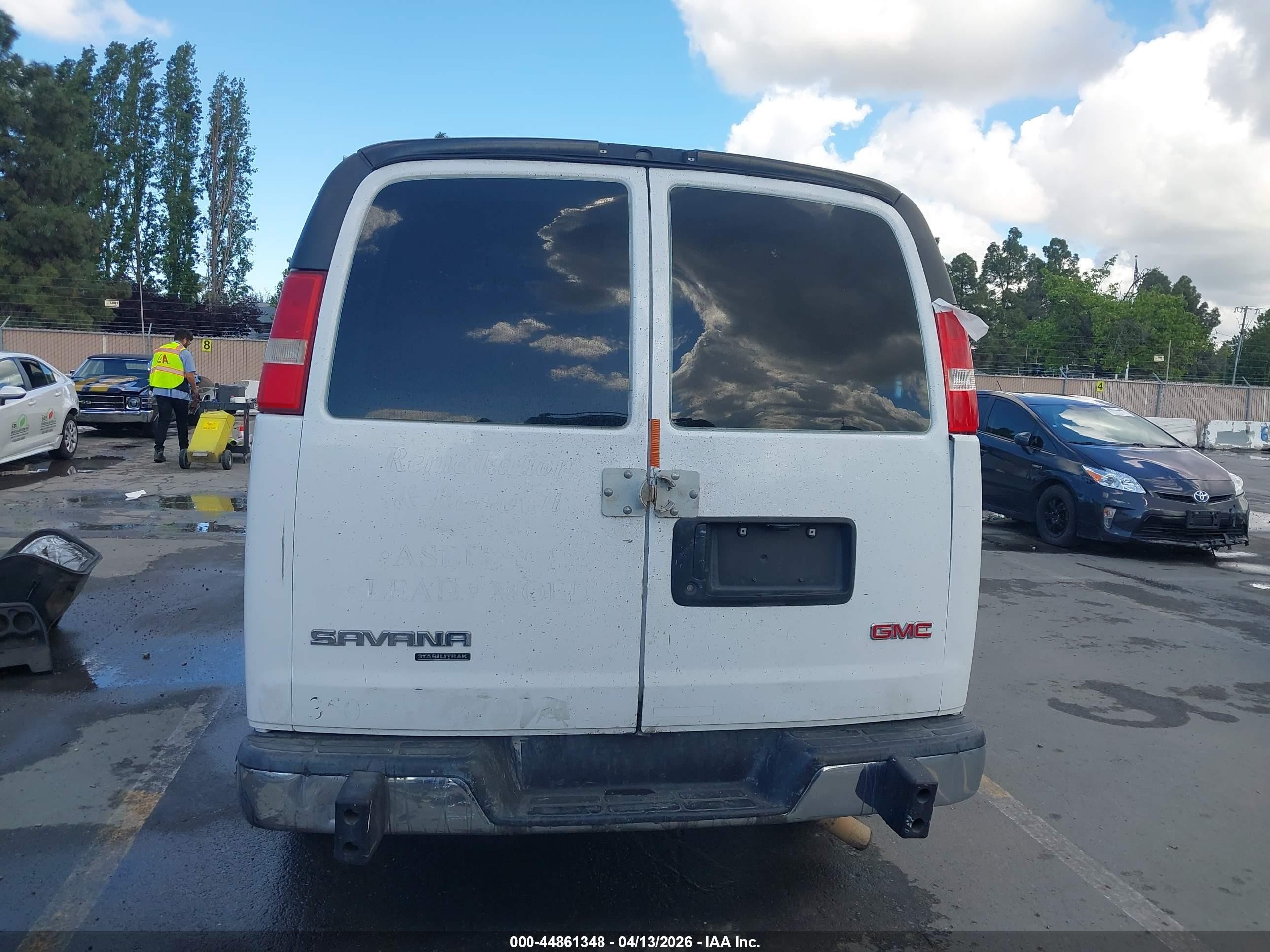 2015 Gmc Savana 2500 Work Van Белый vin: 1GTW7FCF3F1901388