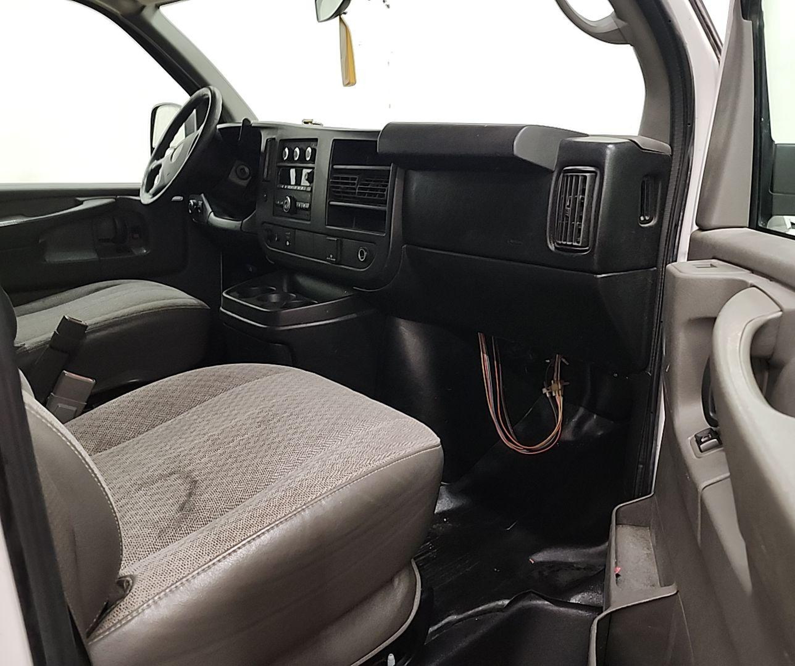 2015 Gmc Savana 2500 Work Van vin: 1GTW7FCF3F1901990