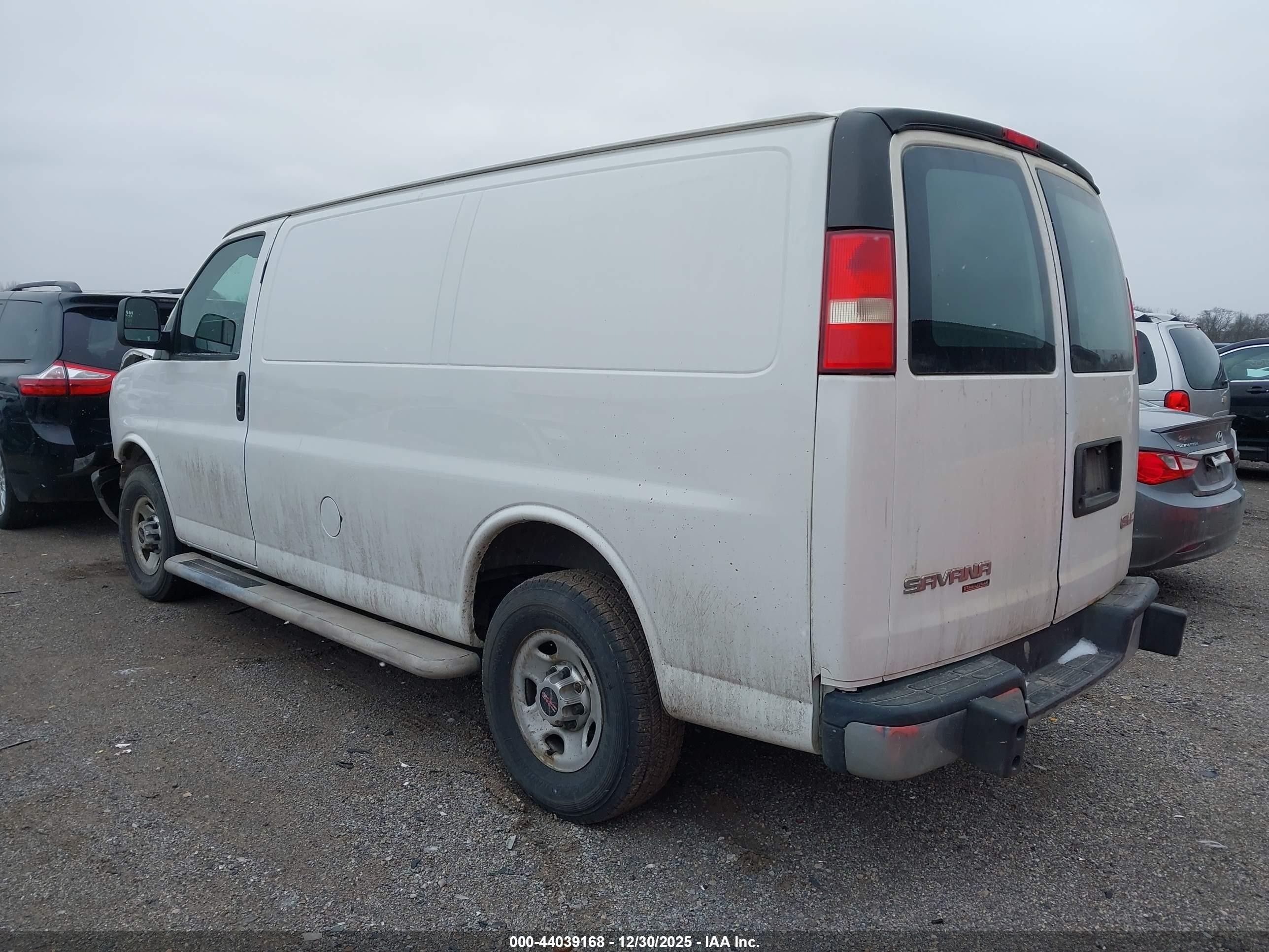 2015 Gmc Savana 2500 Work Van White vin: 1GTW7FCF3F1903299