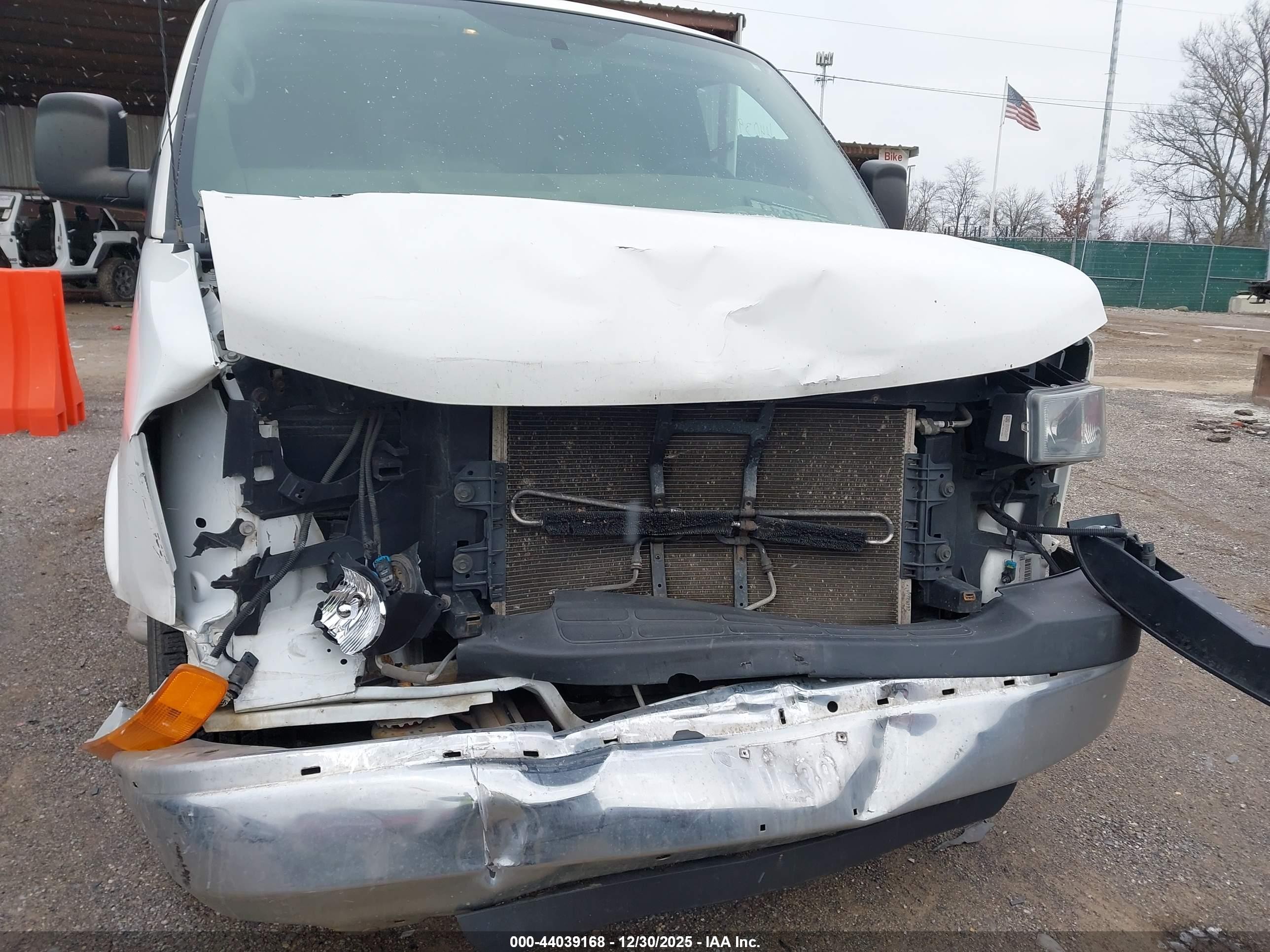 2015 Gmc Savana 2500 Work Van White vin: 1GTW7FCF3F1903299