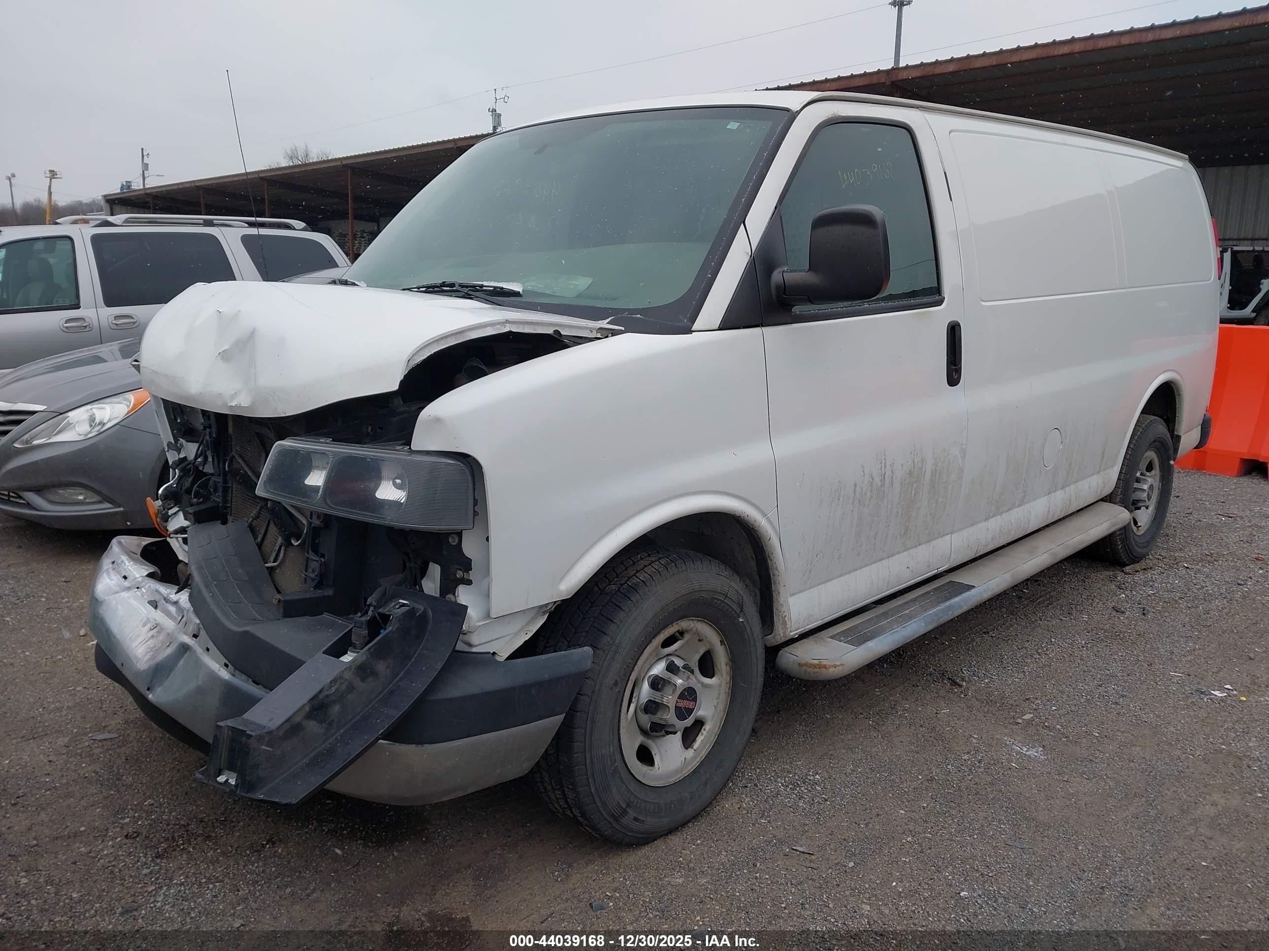 2015 Gmc Savana 2500 Work Van White vin: 1GTW7FCF3F1903299