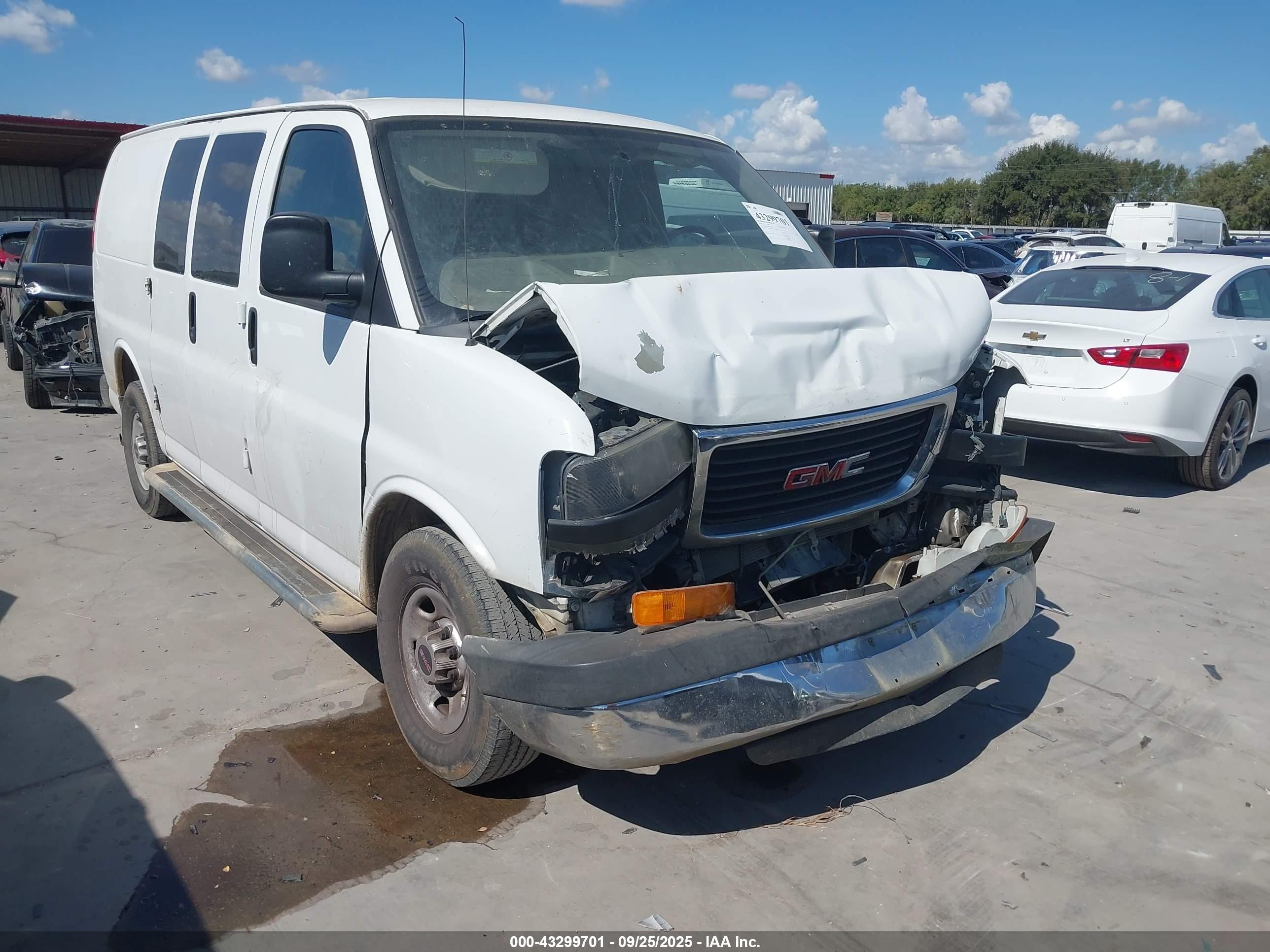 2015 Gmc Savana 2500 Work Van White vin: 1GTW7FCF3F1905148