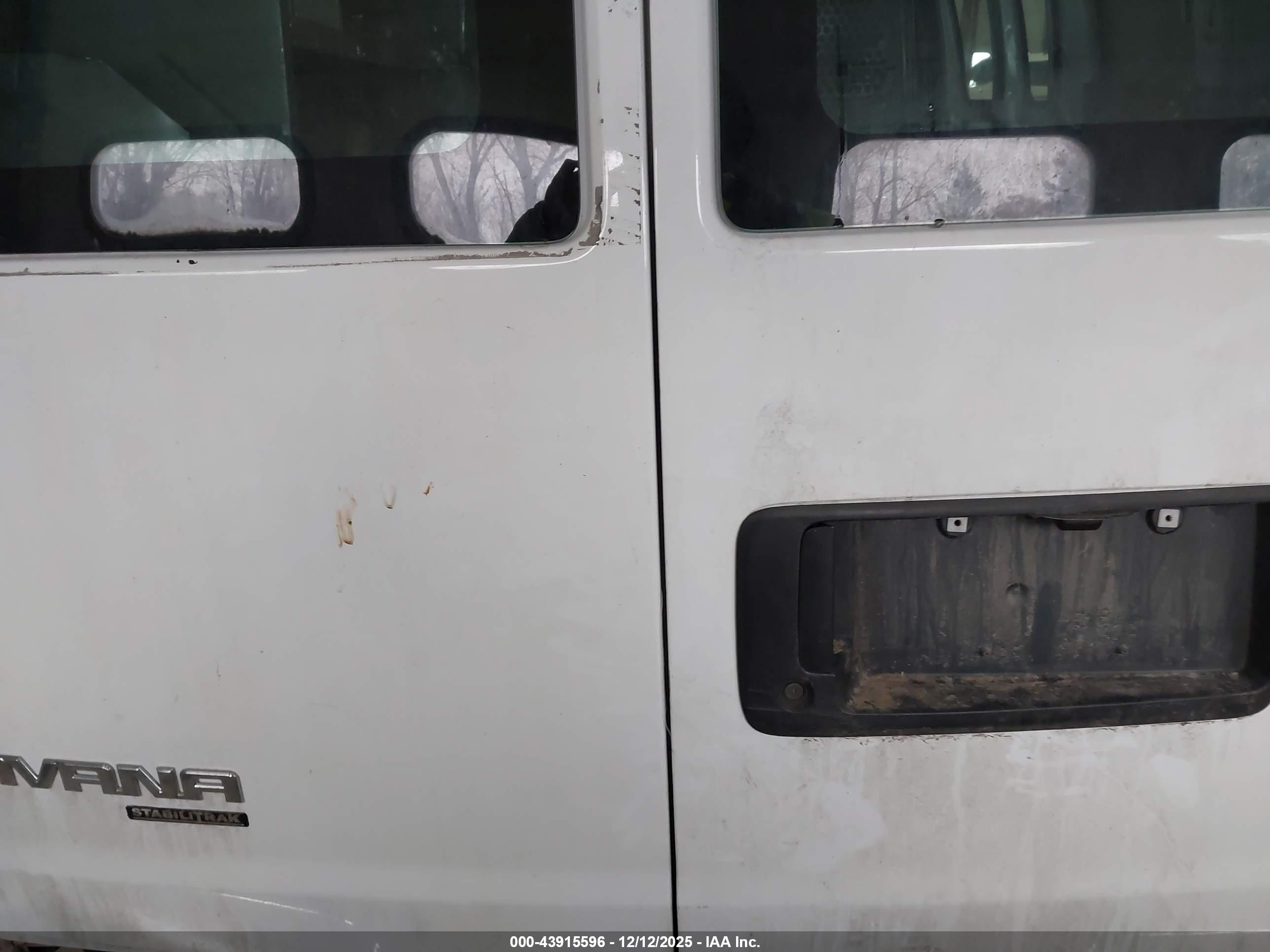 2015 Gmc Savana 2500 Work Van Белый vin: 1GTW7FCF5F1904423