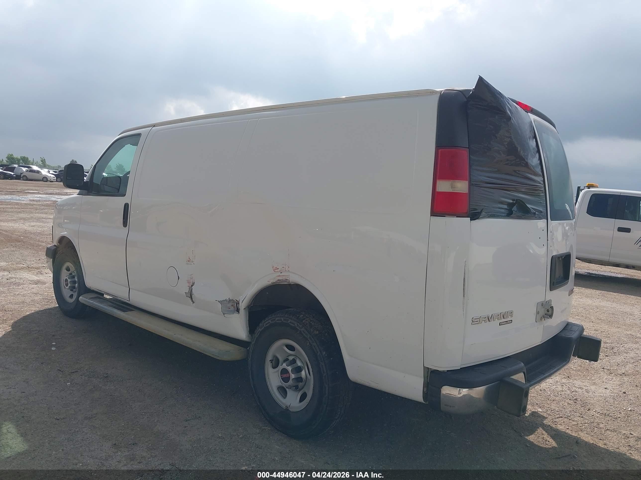 2015 Gmc Savana 2500 Work Van Белый vin: 1GTW7FCF5F1904888