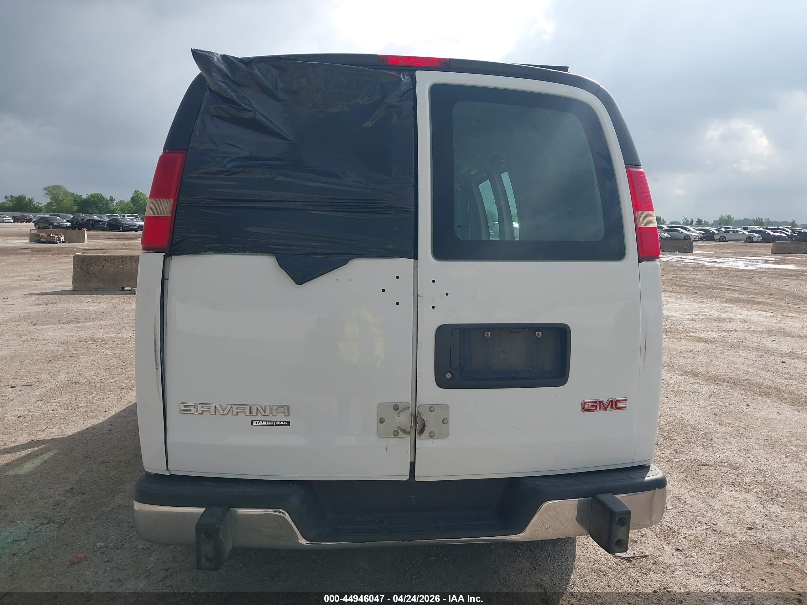 2015 Gmc Savana 2500 Work Van Белый vin: 1GTW7FCF5F1904888