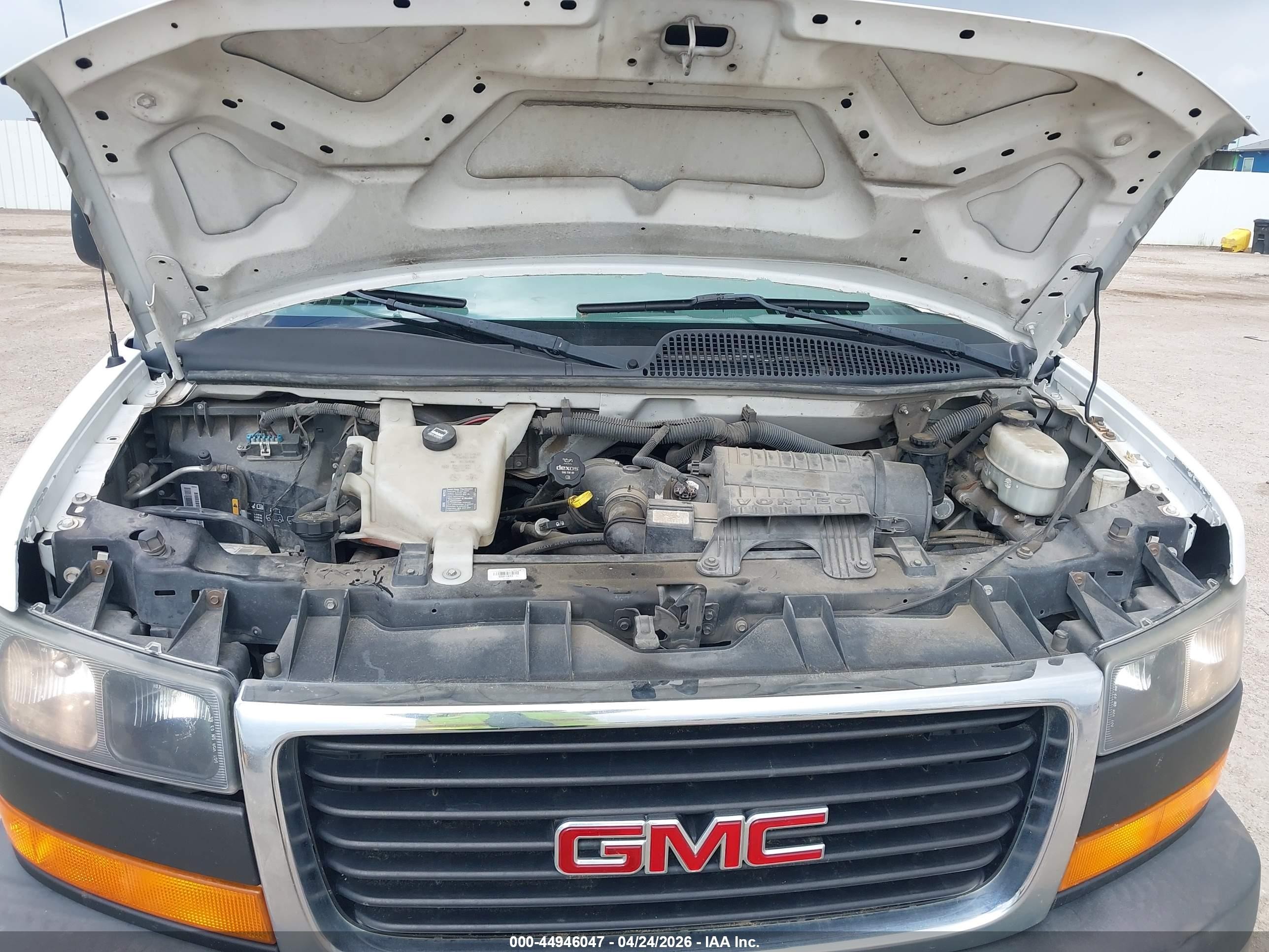 2015 Gmc Savana 2500 Work Van Белый vin: 1GTW7FCF5F1904888