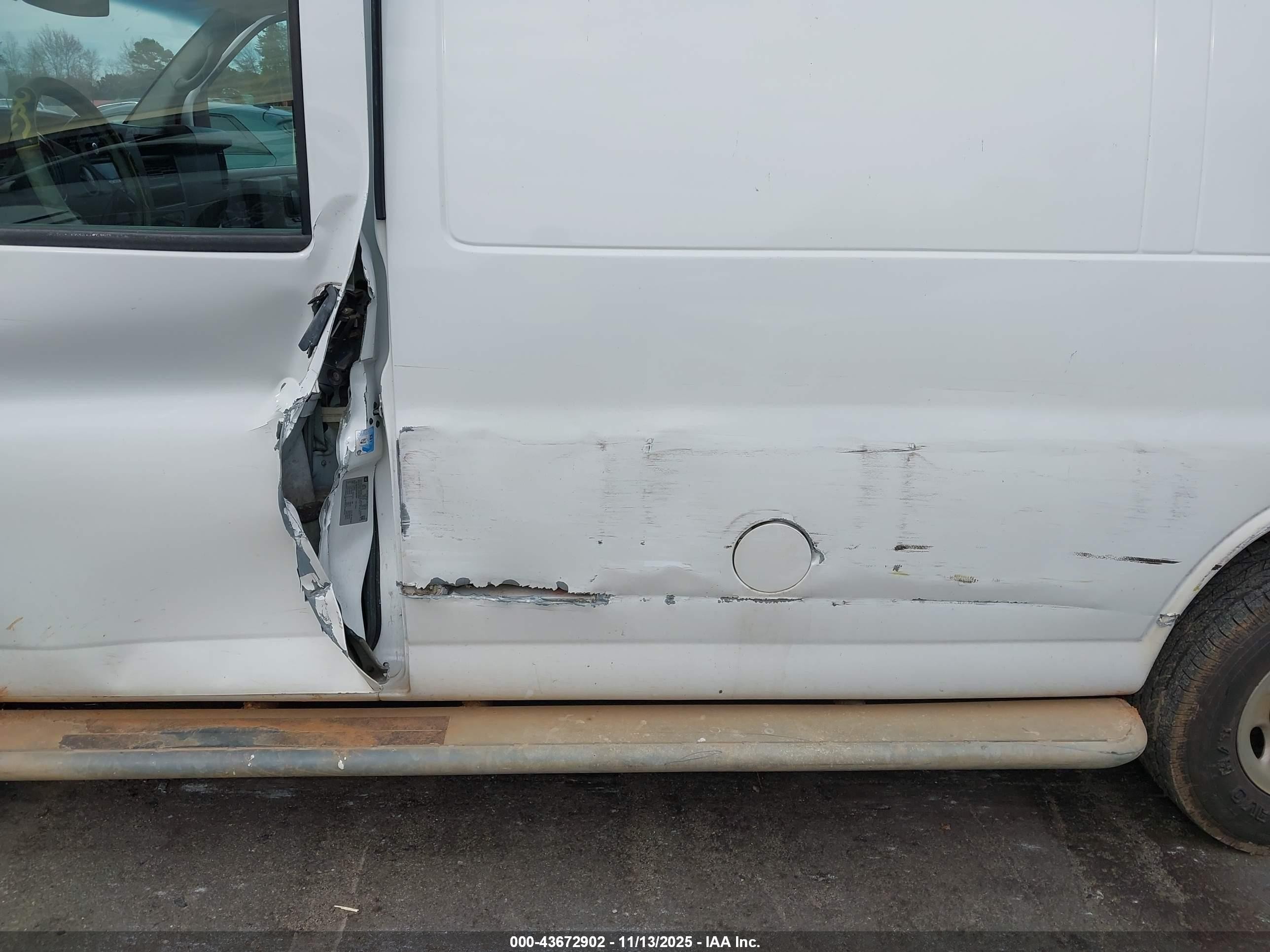 2015 Gmc Savana 2500 Work Van Белый vin: 1GTW7FCF5F1907984